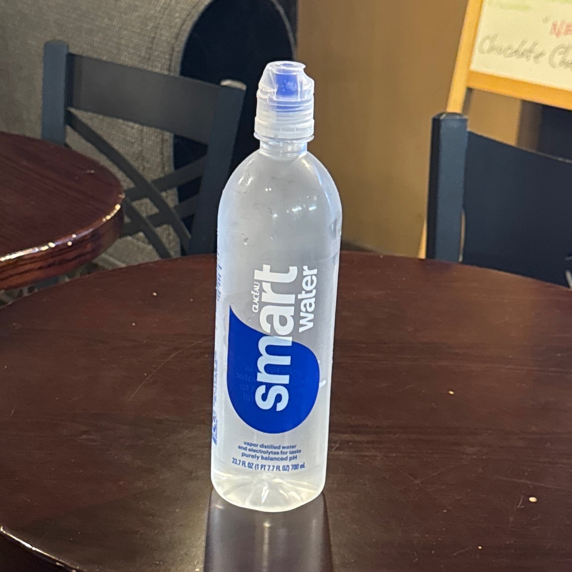 Smart water 23.7 oz