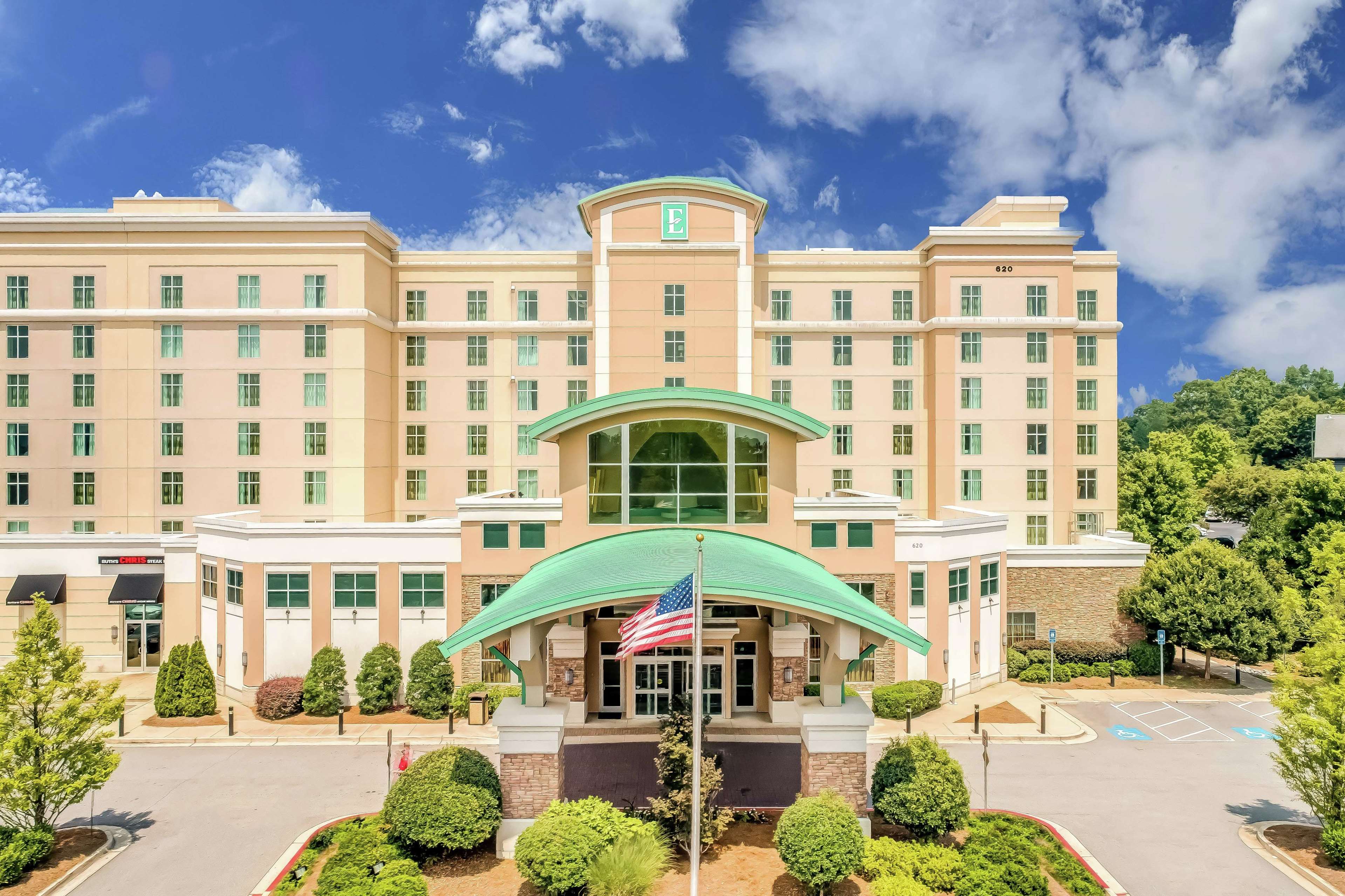 Embassy Suites by Hilton Atlanta Kennesaw Town Center Photo