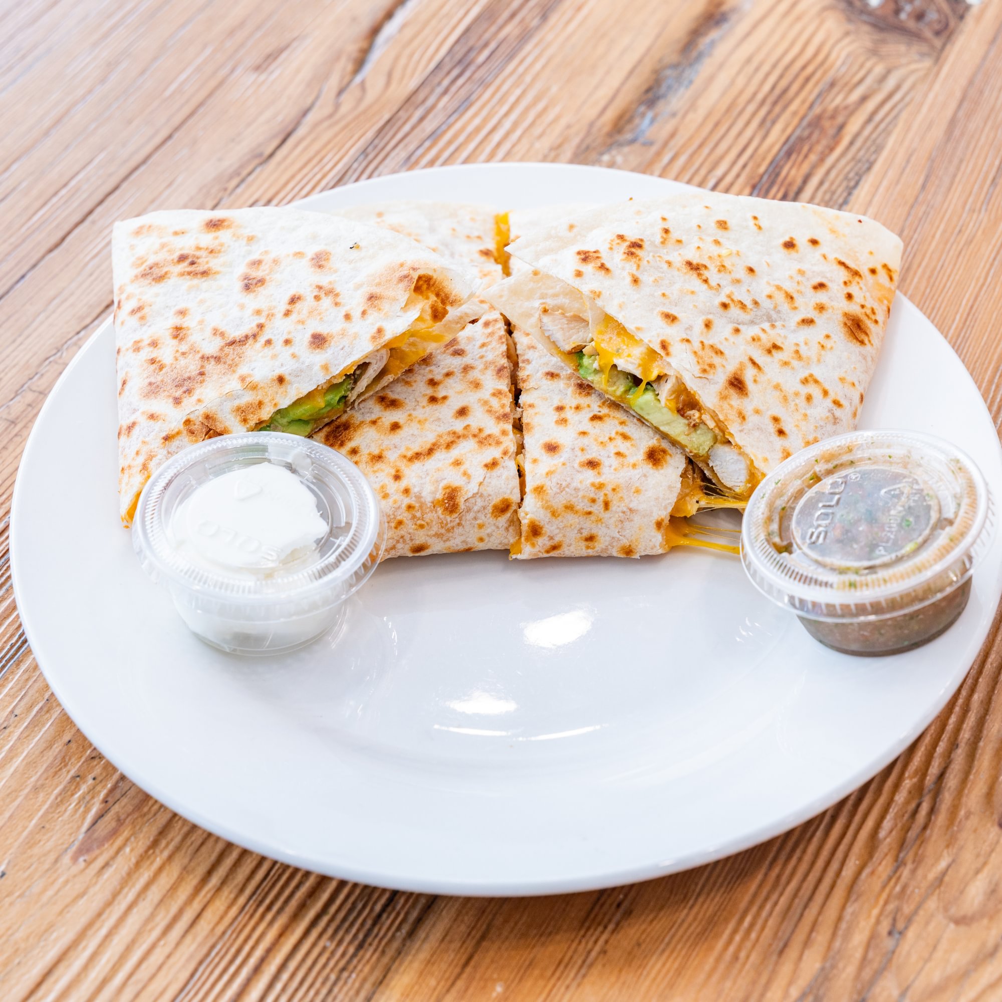 Chicken, Avocado & Cheddar