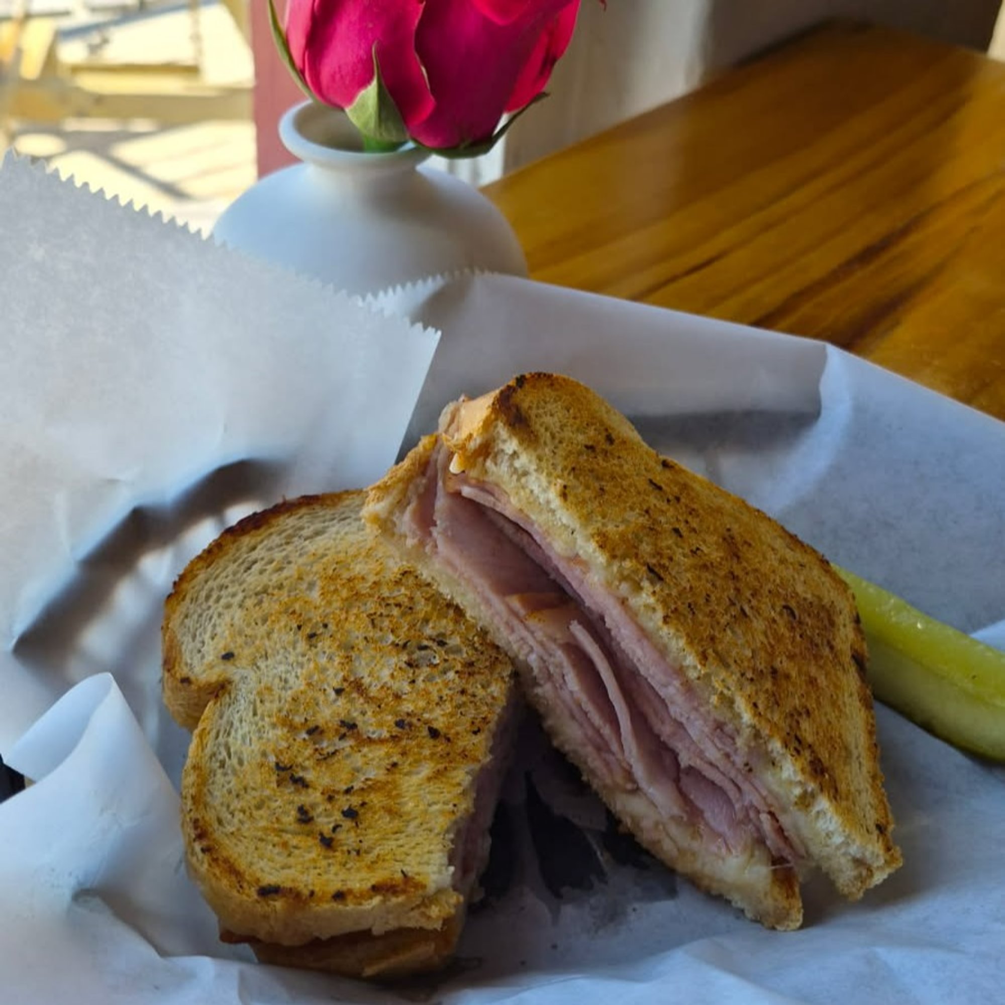 ADULT GRILLED CHEESE WITH HAM