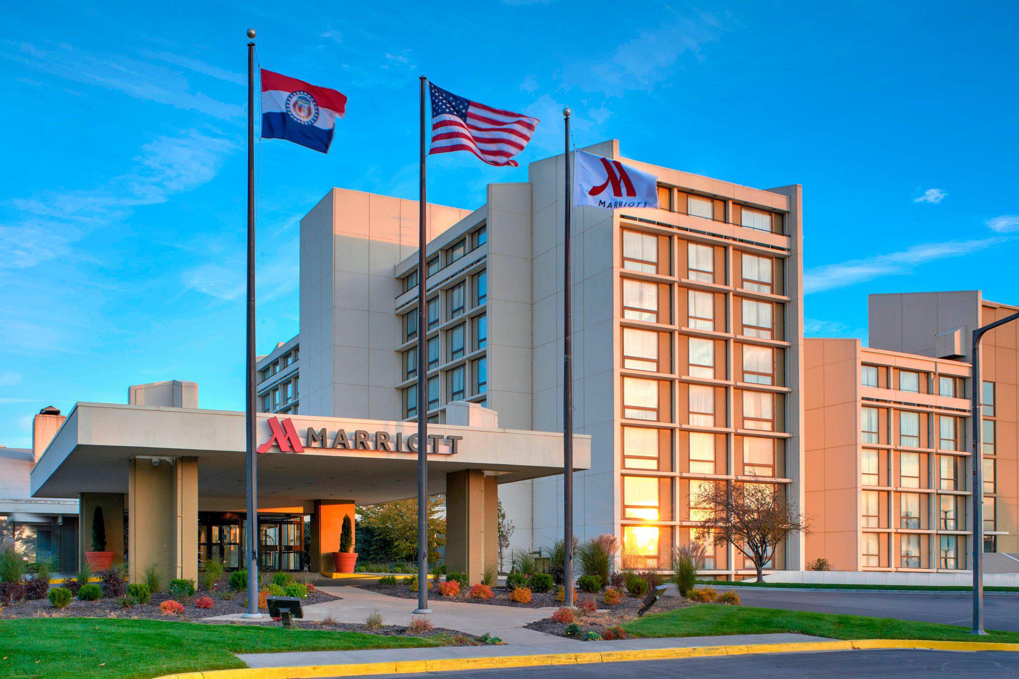 Kansas City Airport Marriott Photo