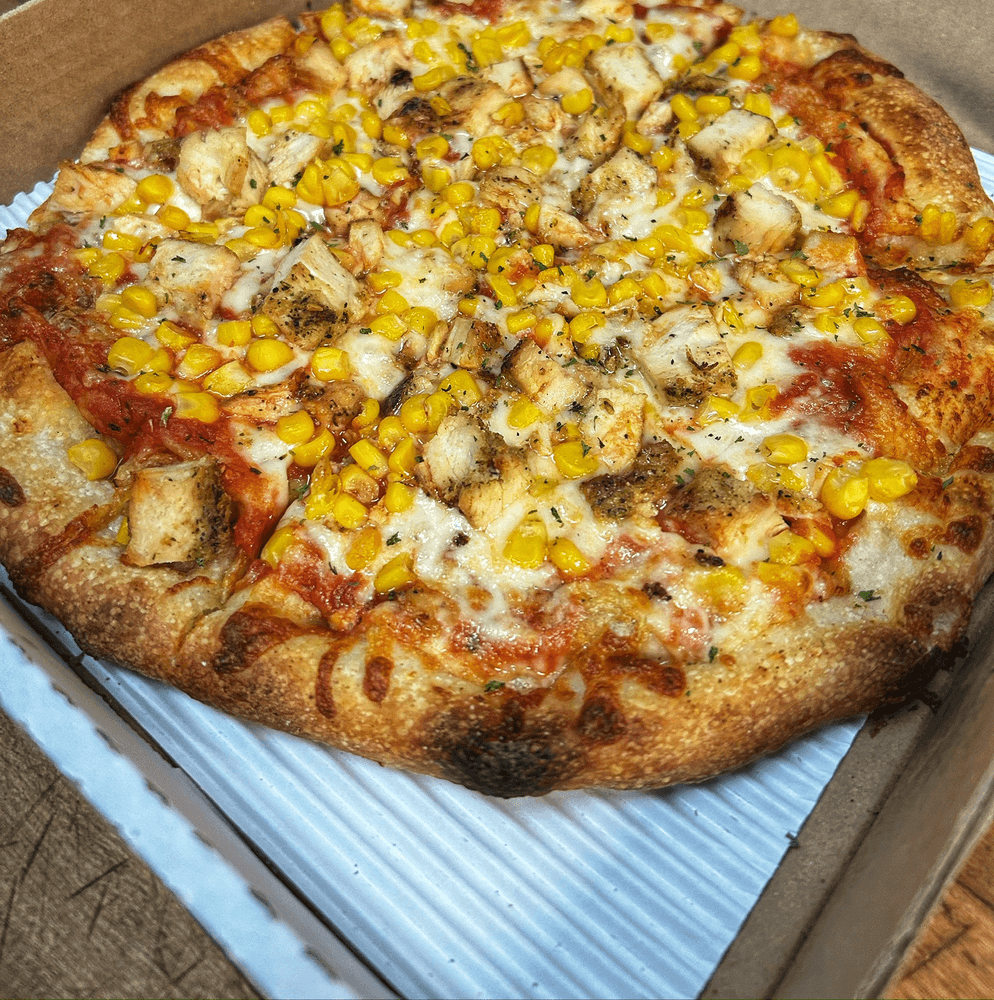 Grilled Chicken and Sweet Corn Pizza (Small 10'')