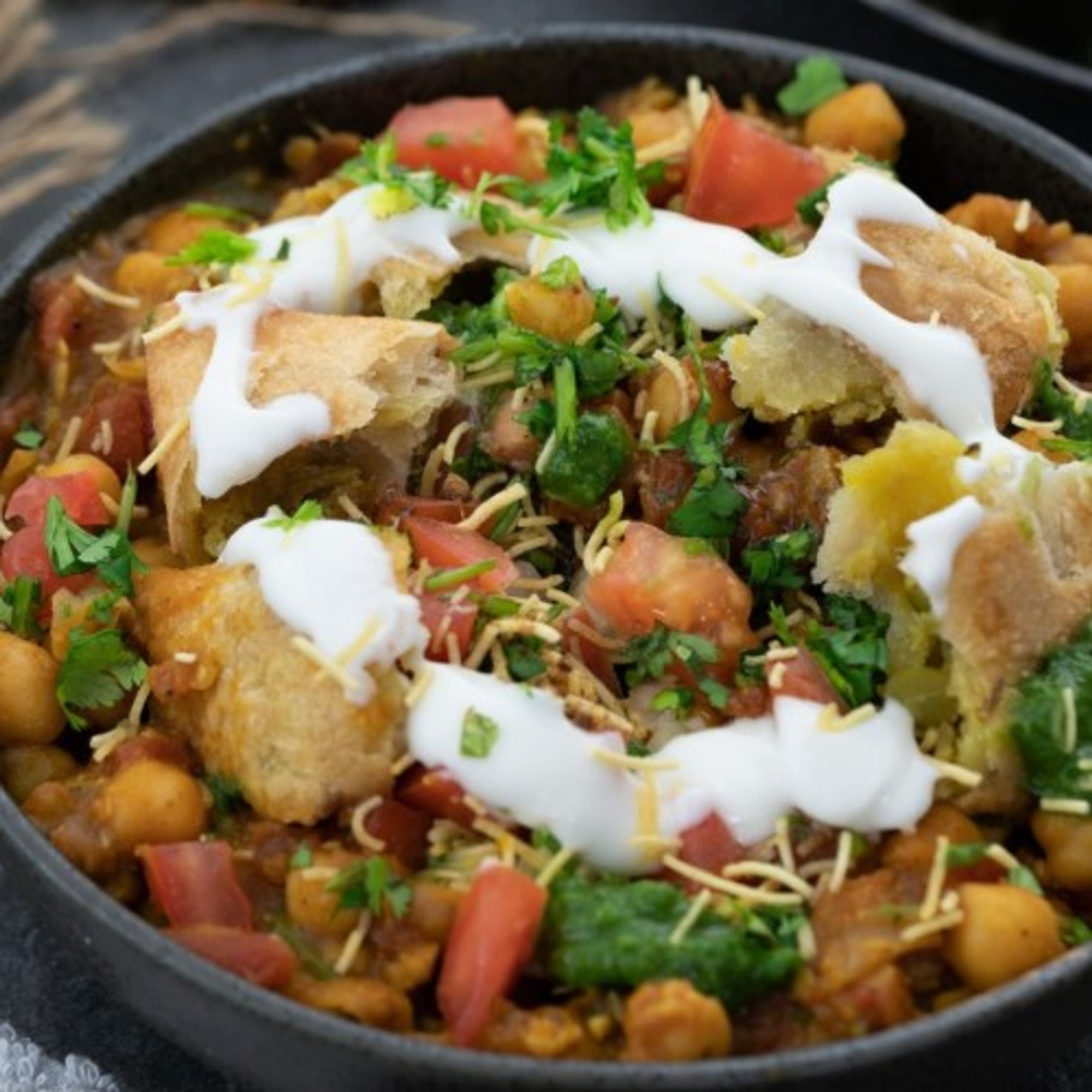 Samosa chaat