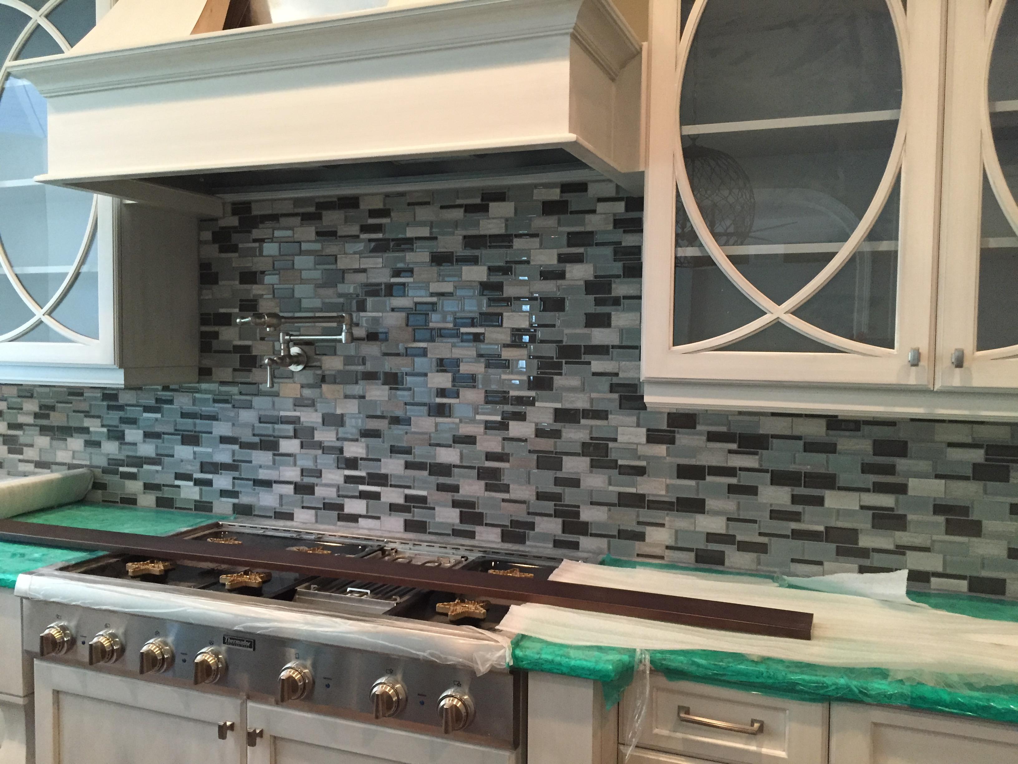 Glass tile Backsplash 