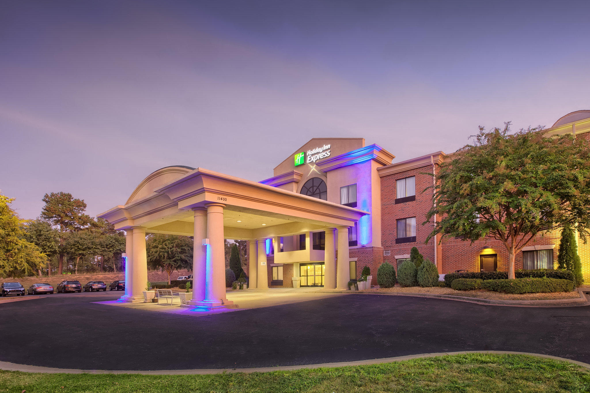 Holiday Inn Express & Suites Raleigh North - Wake Forest Photo