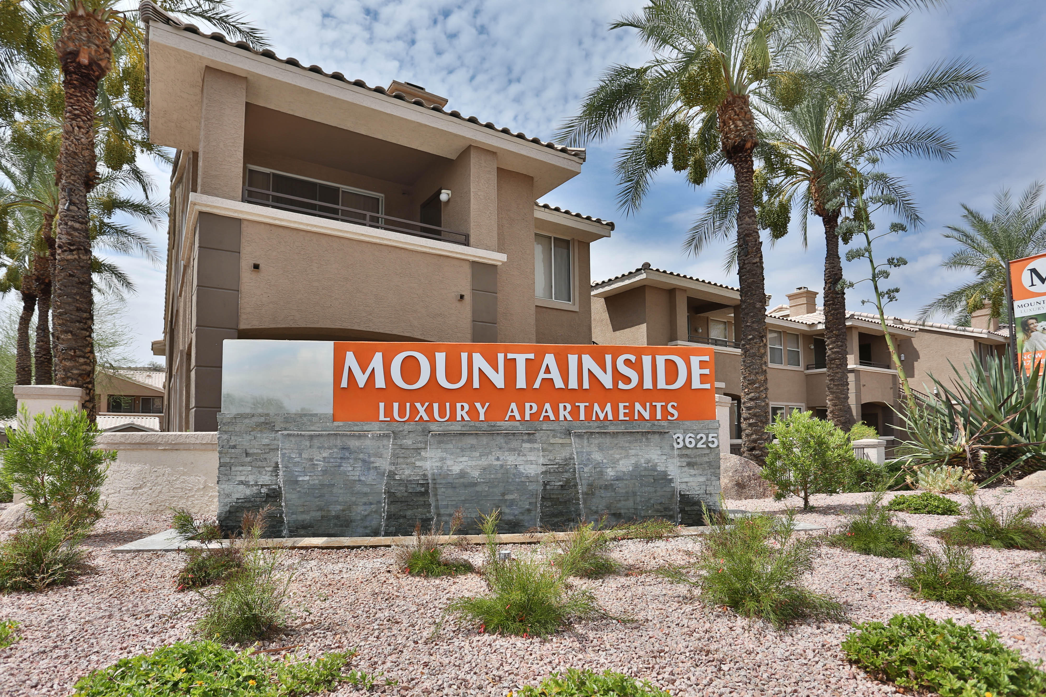 Mountainside Apartments Photo