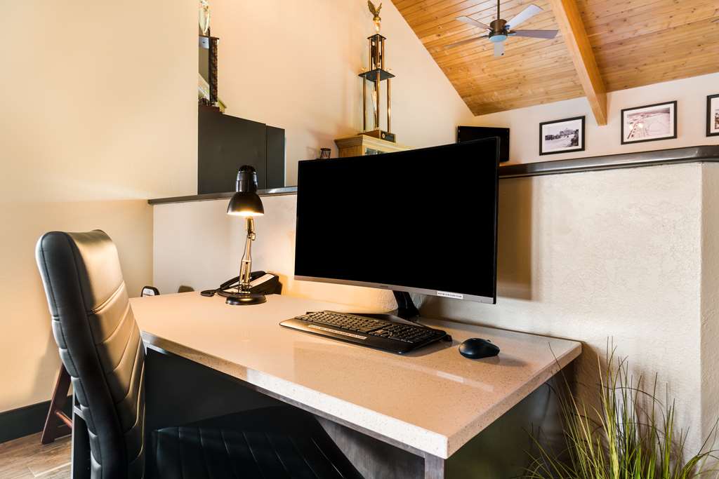 Best Western Derby Inn Image