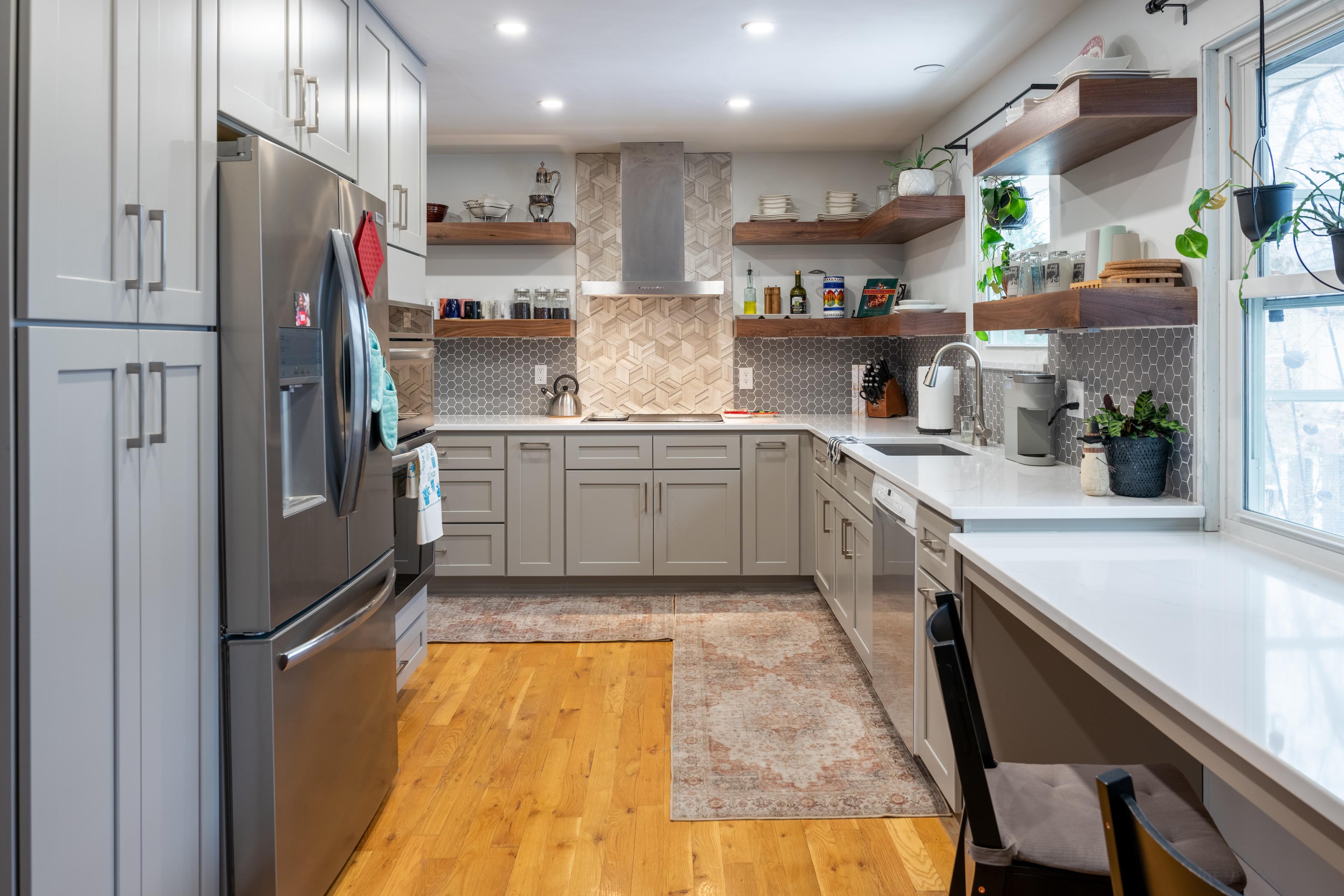 Columbus Ohio Kitchen Remodel with Floating Shelves