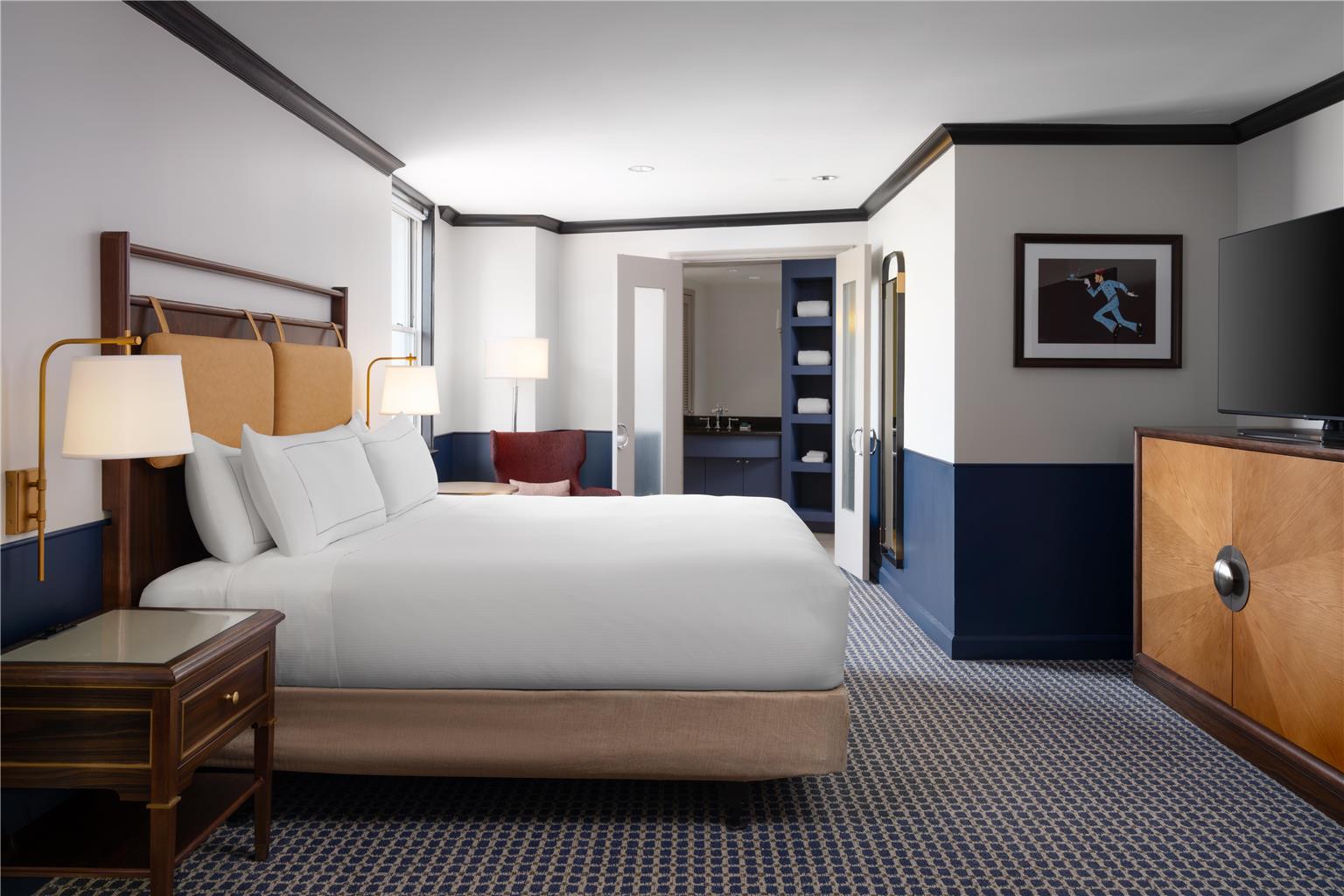 Hilton Orrington/Evanston Image