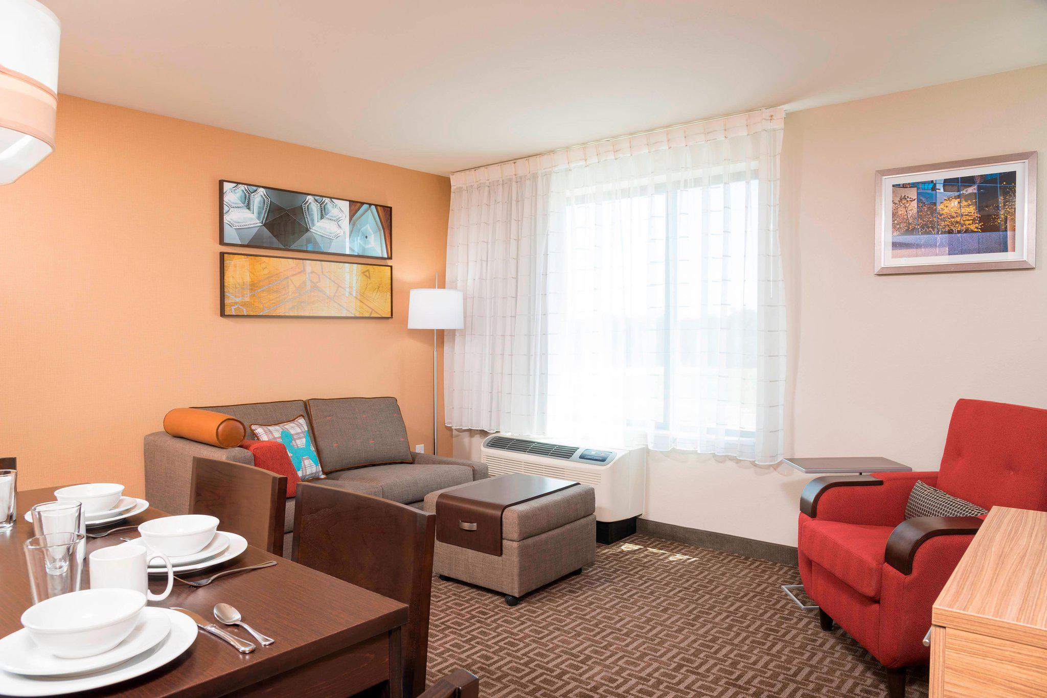 TownePlace Suites by Marriott Mansfield Ontario Photo