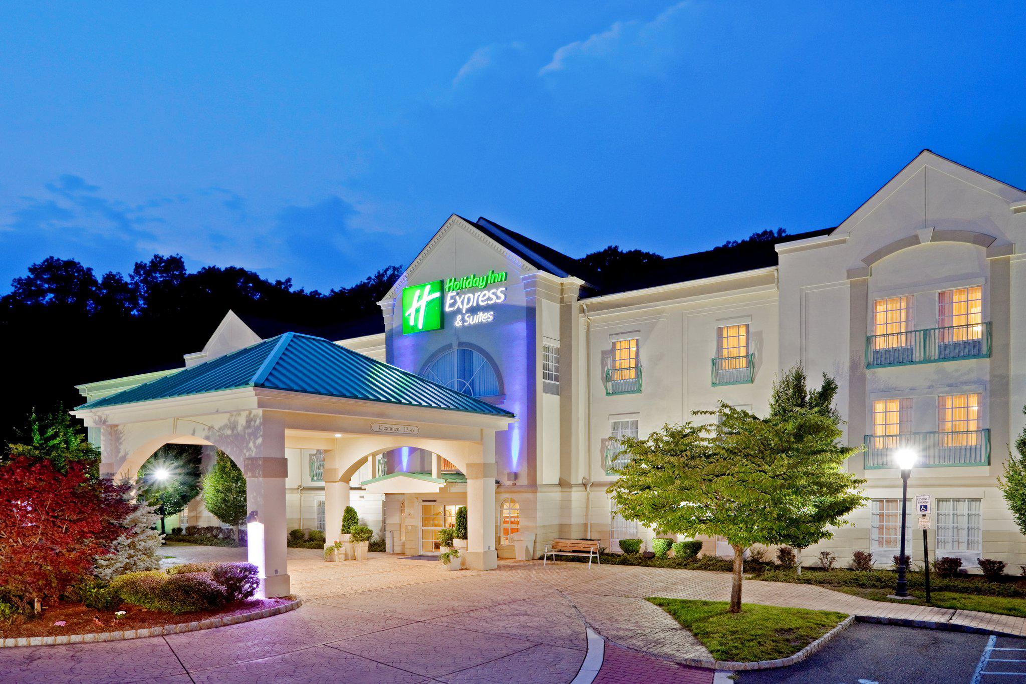 Holiday Inn Express & Suites Mount Arlington-Rockaway Area Photo