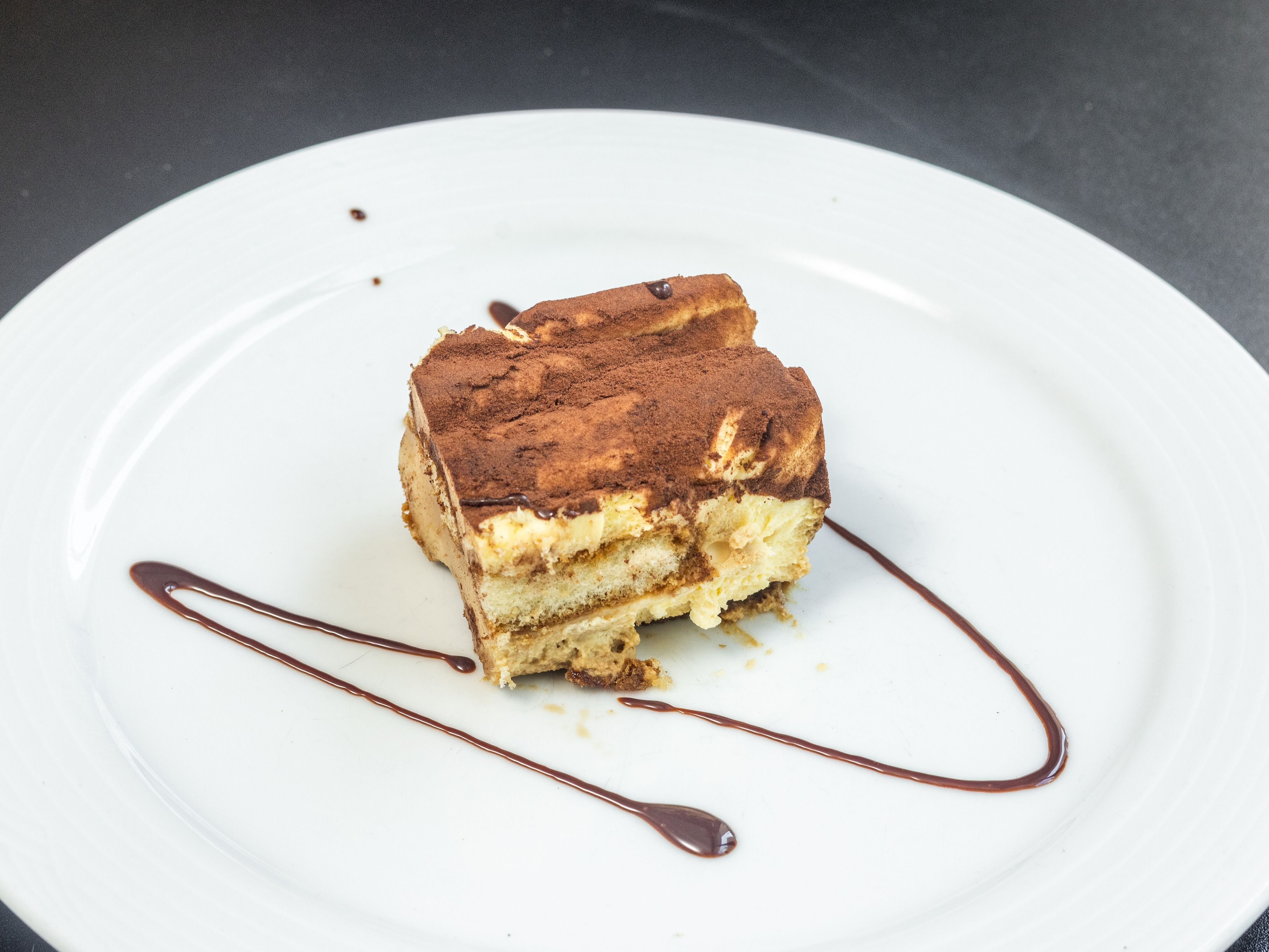 Tiramisu Cake