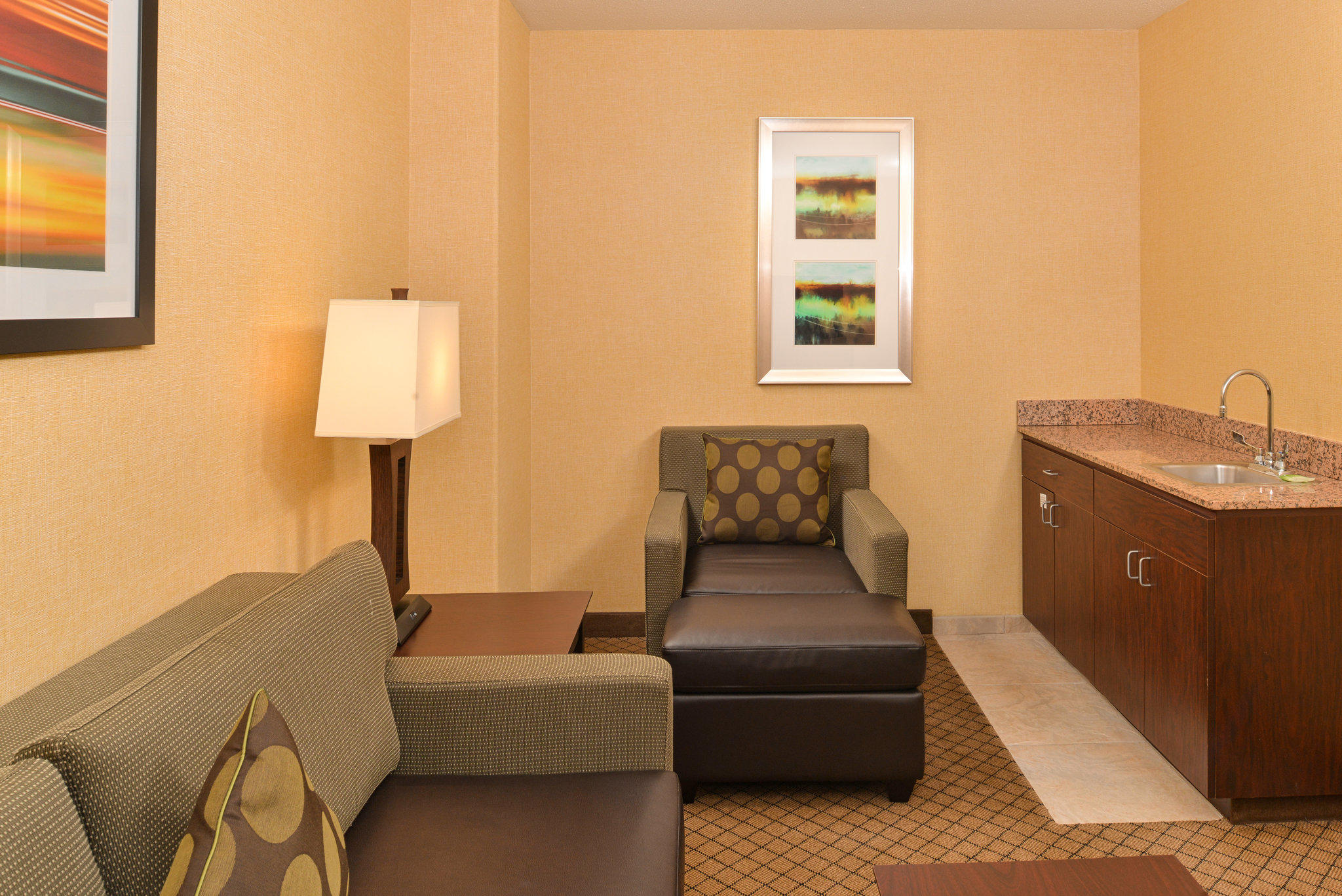 Holiday Inn Express Woodland Photo