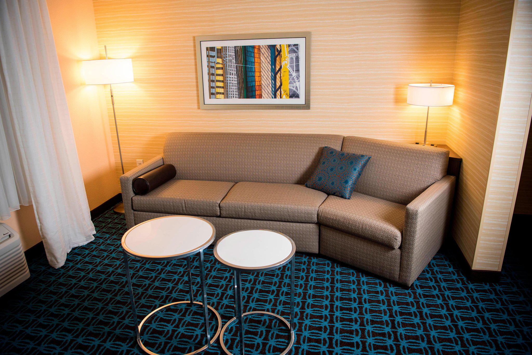 Fairfield Inn & Suites by Marriott Cincinnati Uptown/University Area Photo