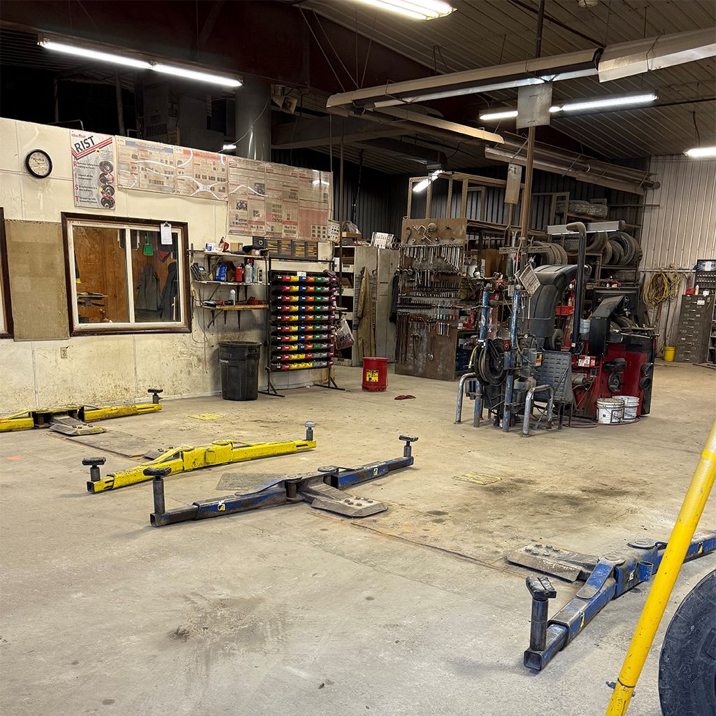 Bauer Built Tire & Service Image