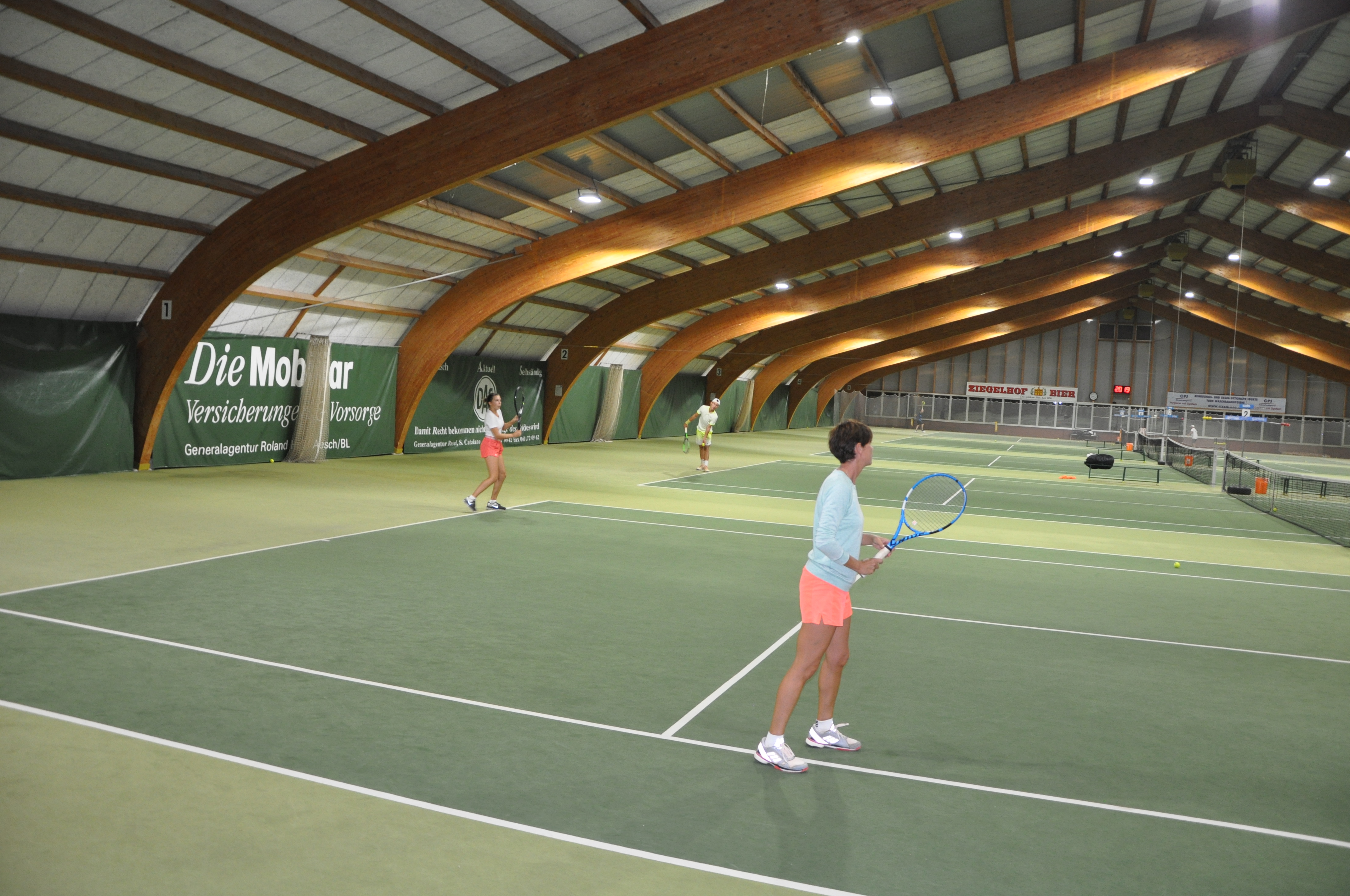 Теннисный корт Варваринская 29