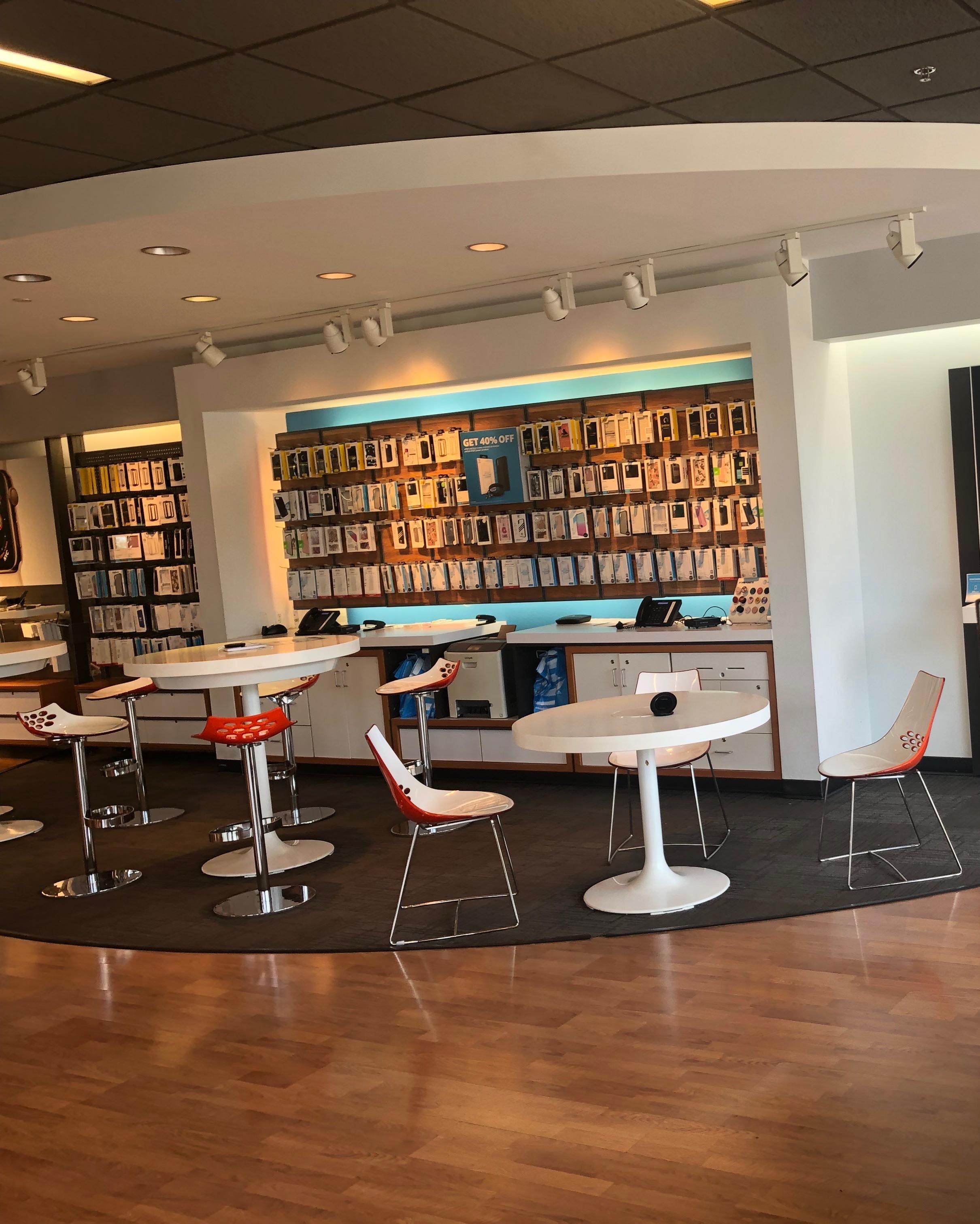 AT&T Store Photo