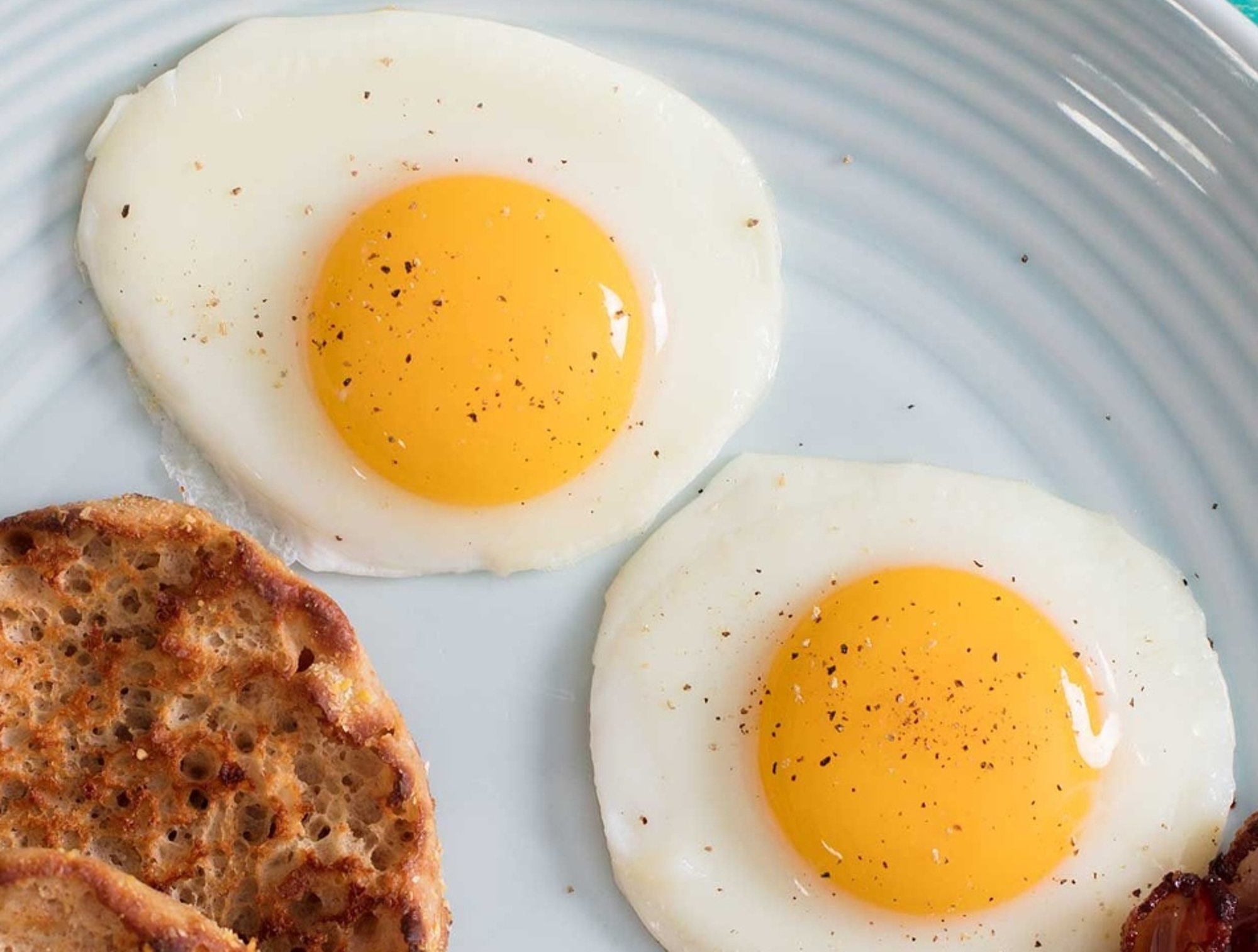 Side Egg
