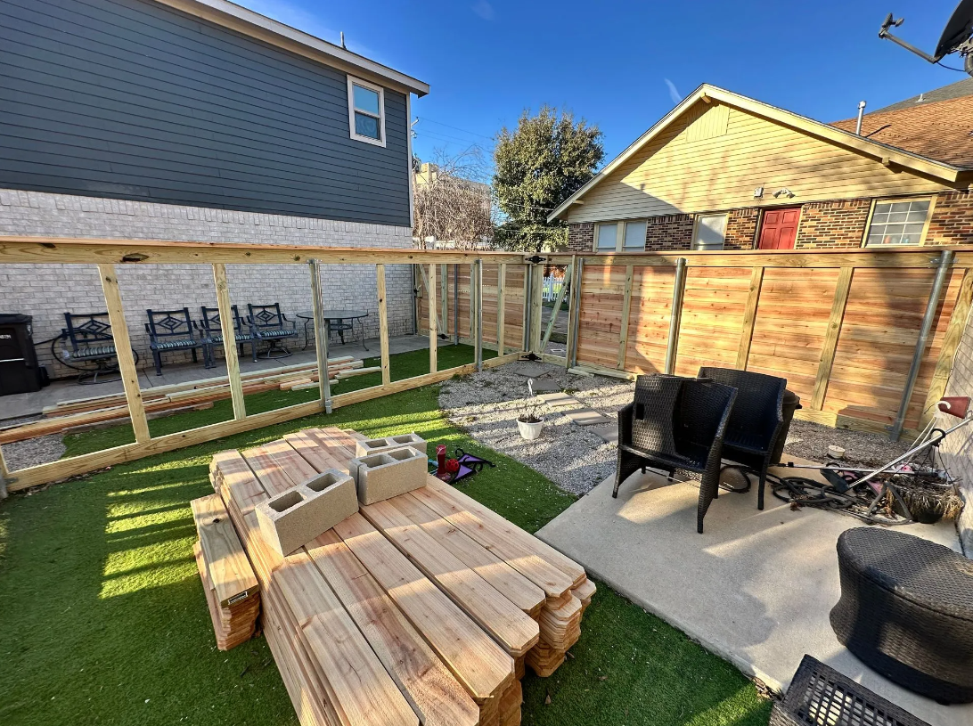 GIBOR Fence Builders Image