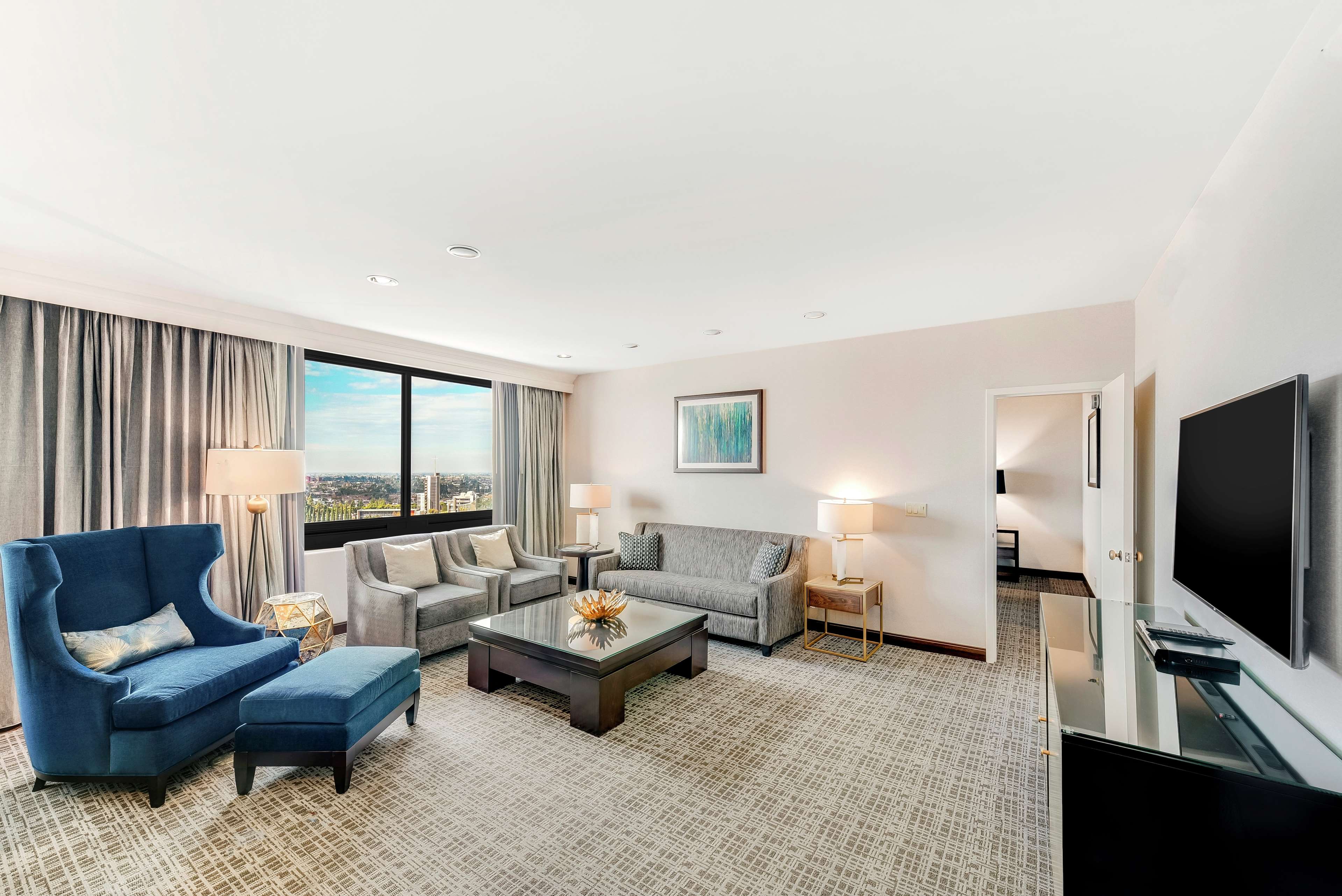 Guest room