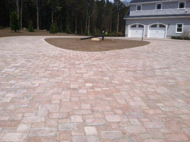 Images M & M Paving and Landscaping Inc