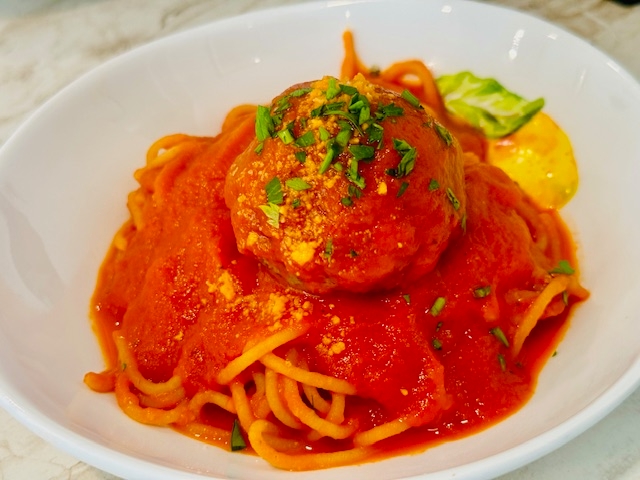 Kid's Spaghetti & Meatballs