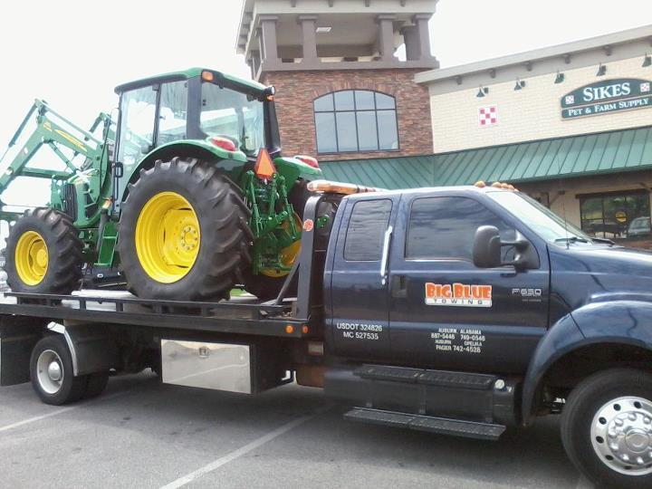 Big Blue Towing, Opelika office Located inside Plaza Body Works