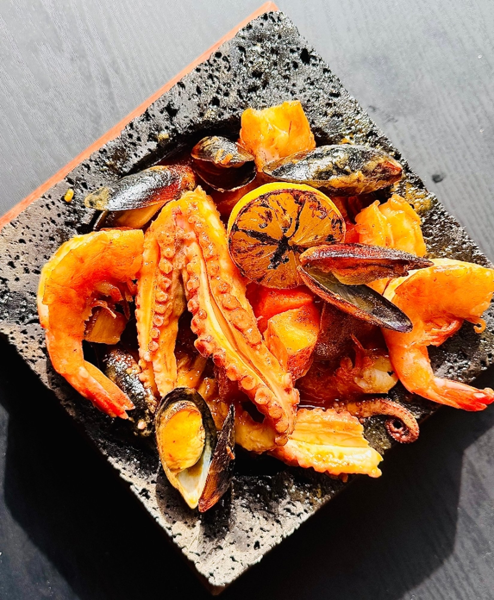 Molcajete Del Mar