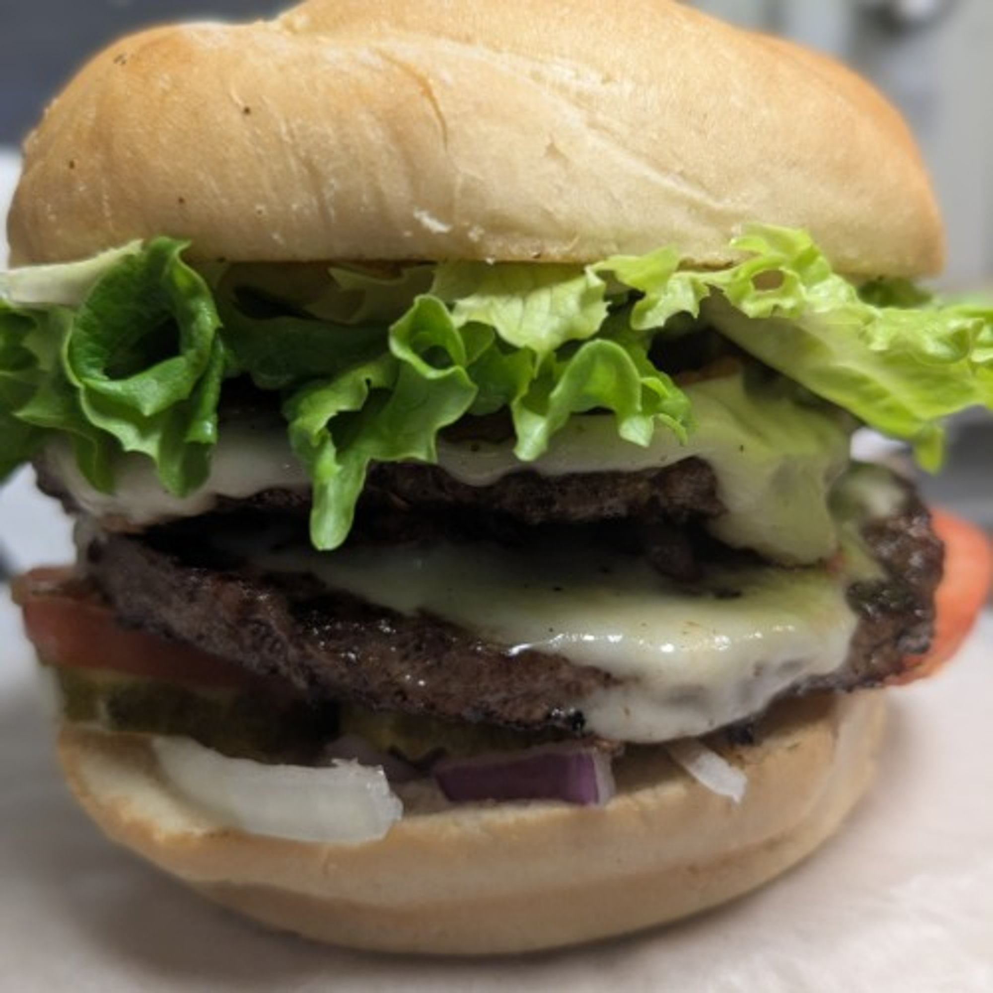 Mac Daddy Deli Burger