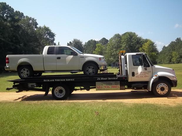Images Richland Wrecker Service & Auto Repair