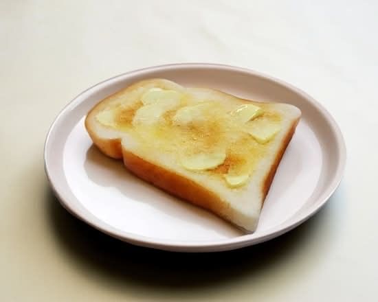Tostadas Con Mantequilla / Toast with Butter