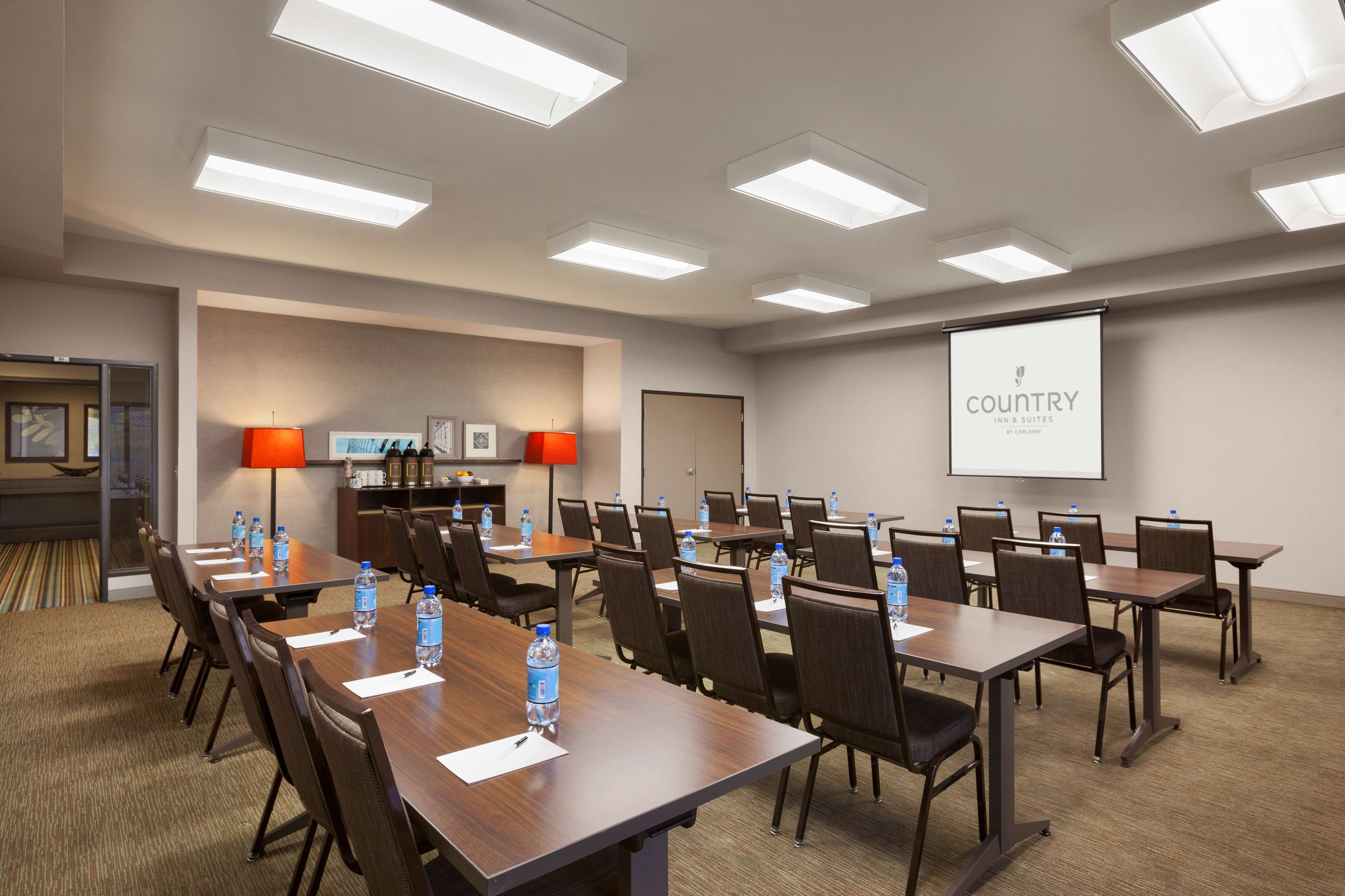 Country Inn & Suites by Radisson, Bozeman, MT Photo