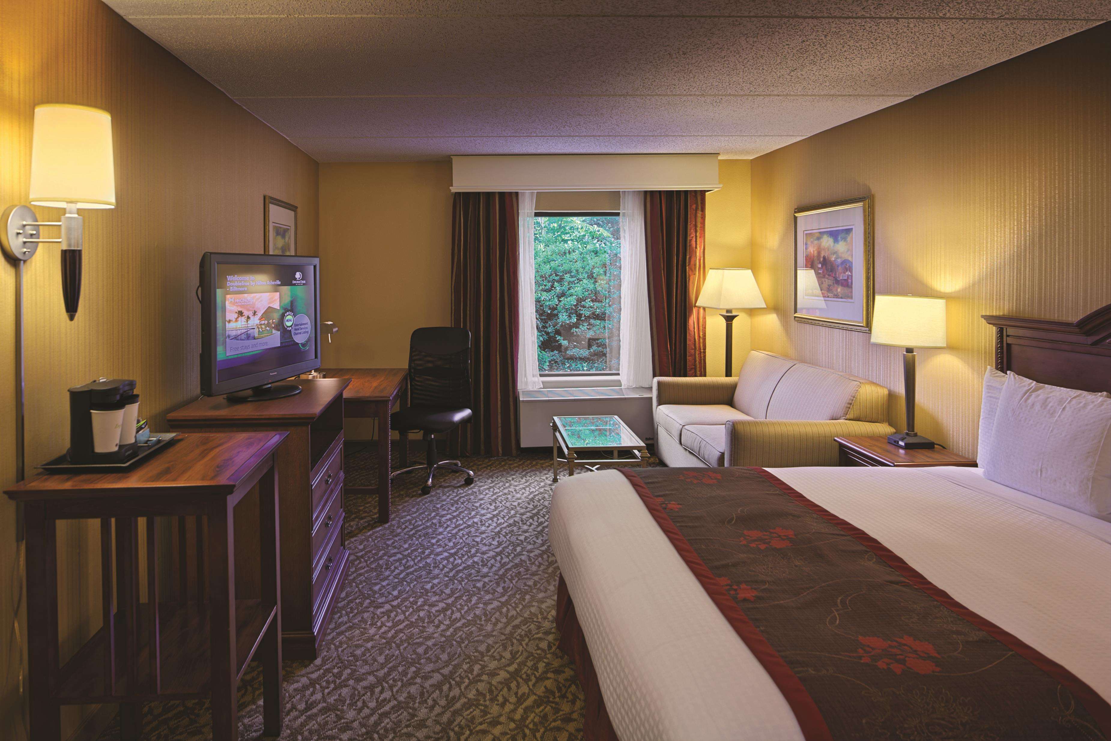 DoubleTree by Hilton Hotel Asheville - Biltmore Photo