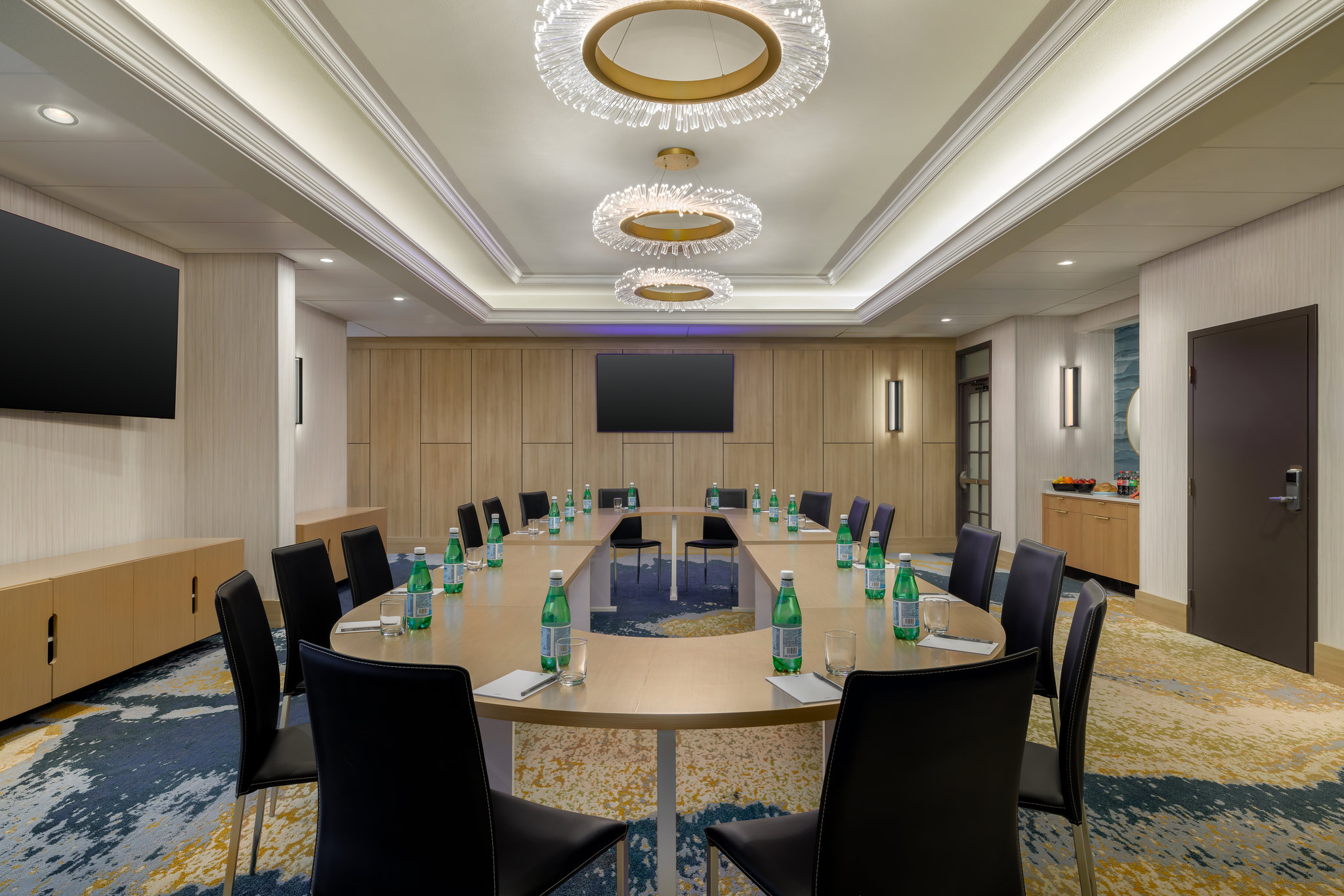 Hotel Indigo Detroit North - Troy by IHG Image