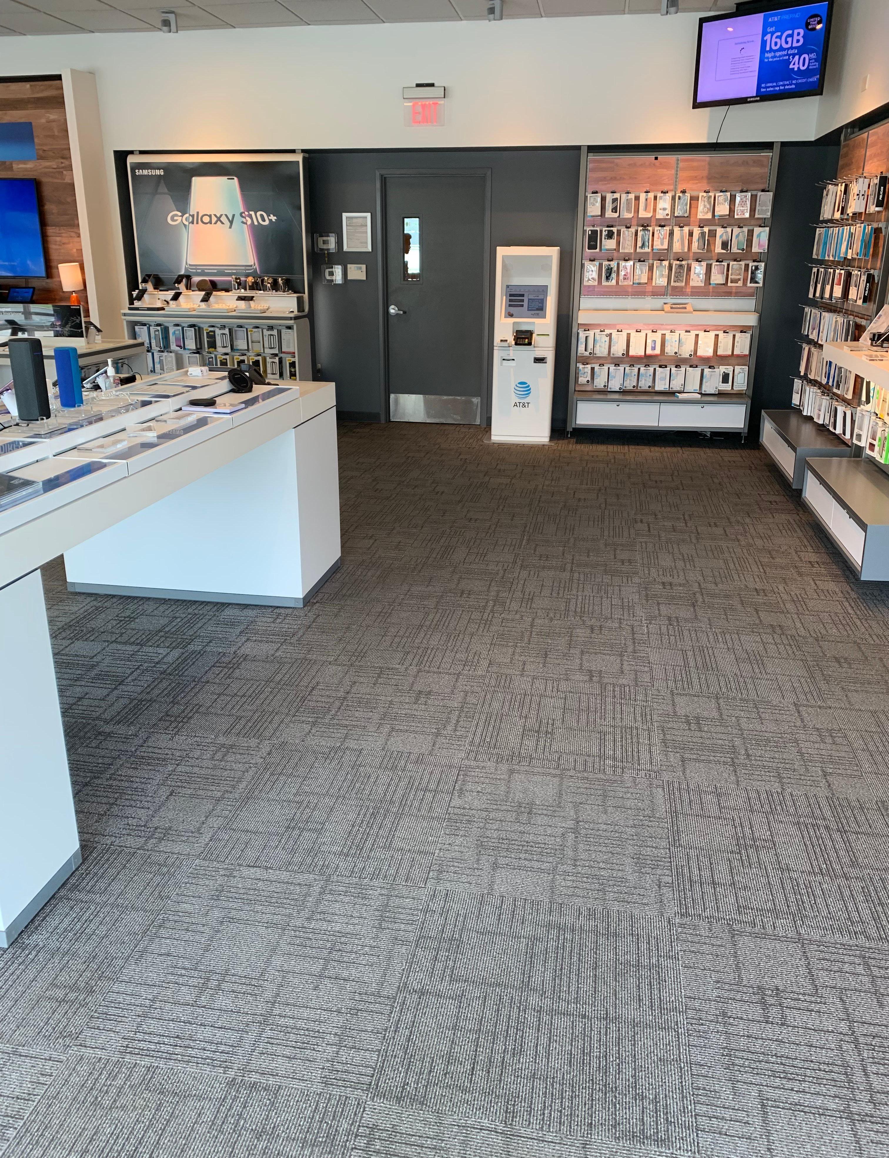 AT&T Store Photo