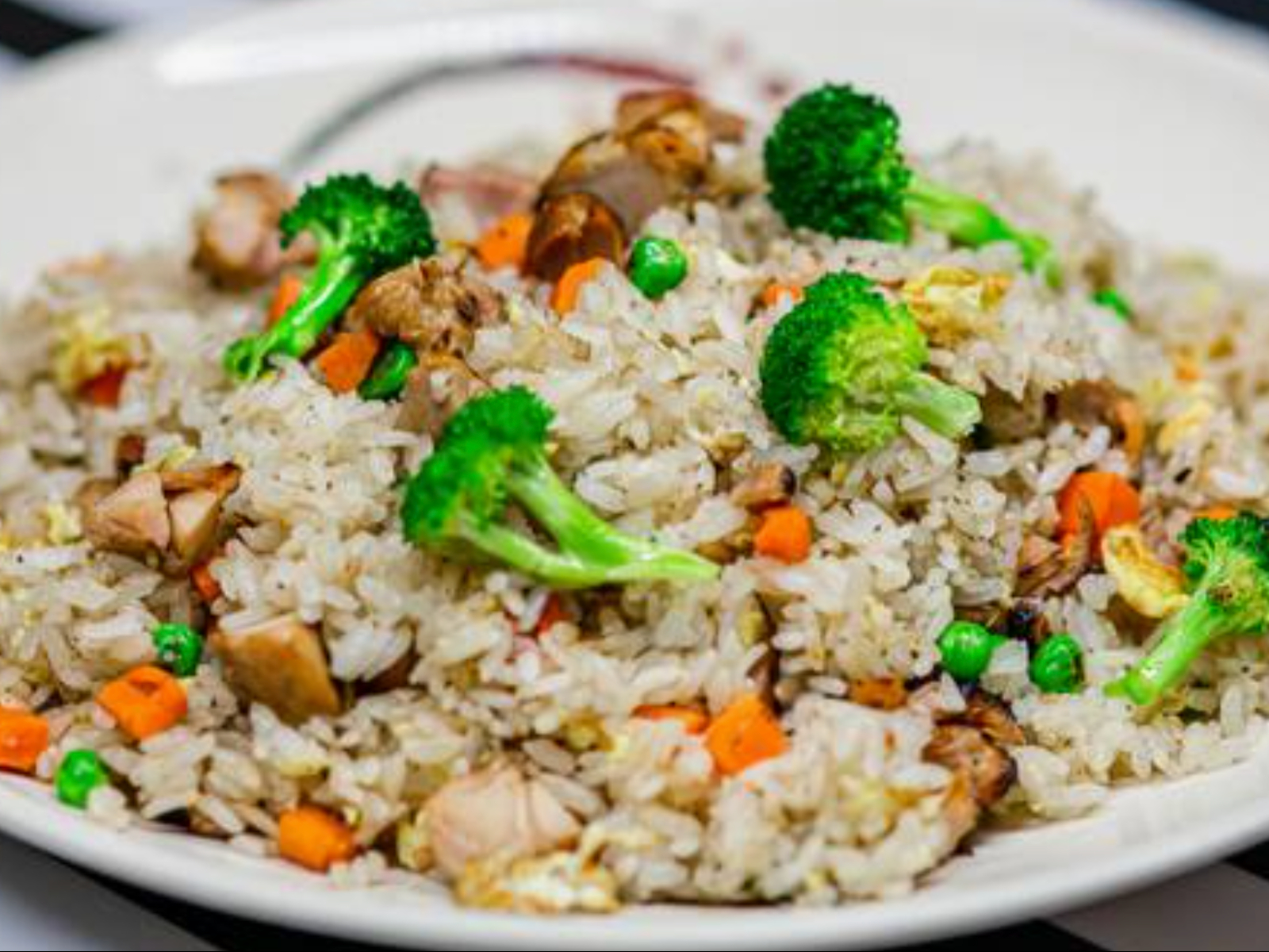 F2. Chicken Fried Rice