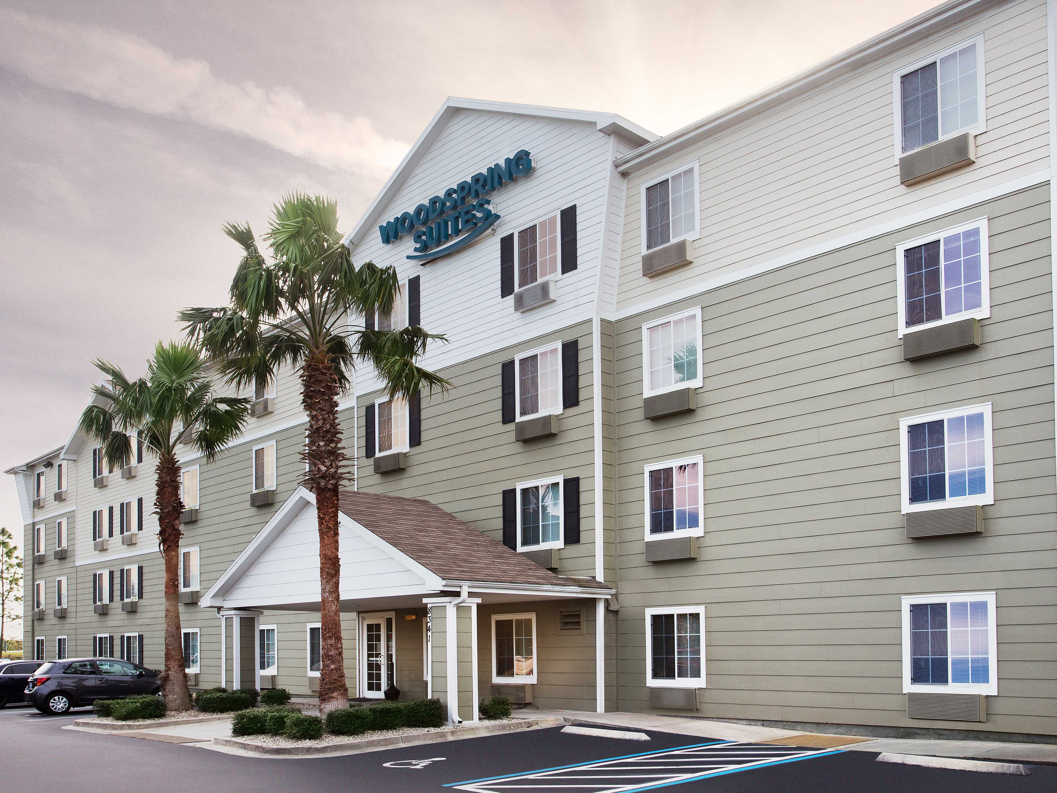 WoodSpring Suites Jacksonville I-295 East Photo