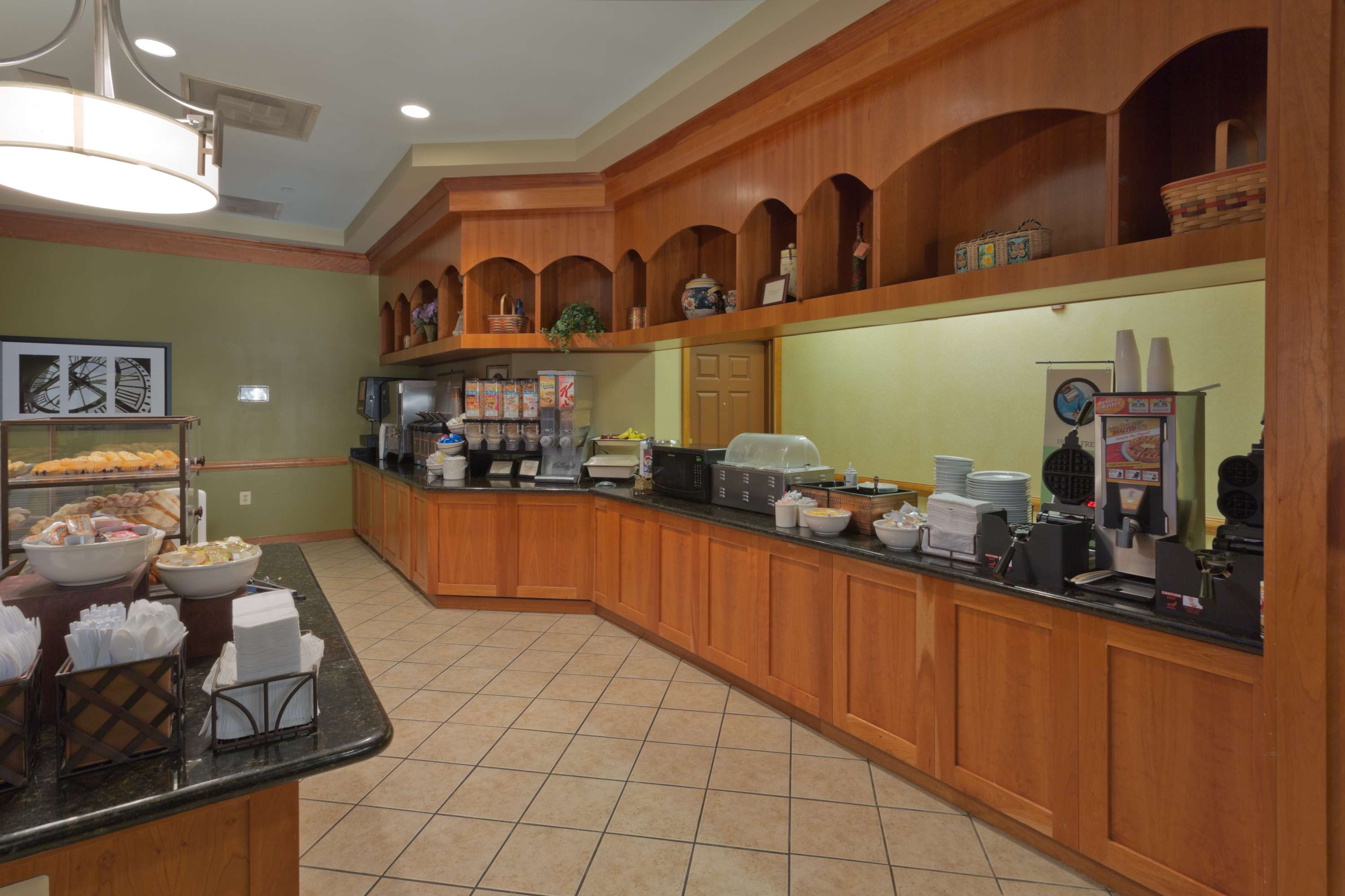 Country Inn & Suites by Radisson, BWI Airport (Baltimore), MD Photo