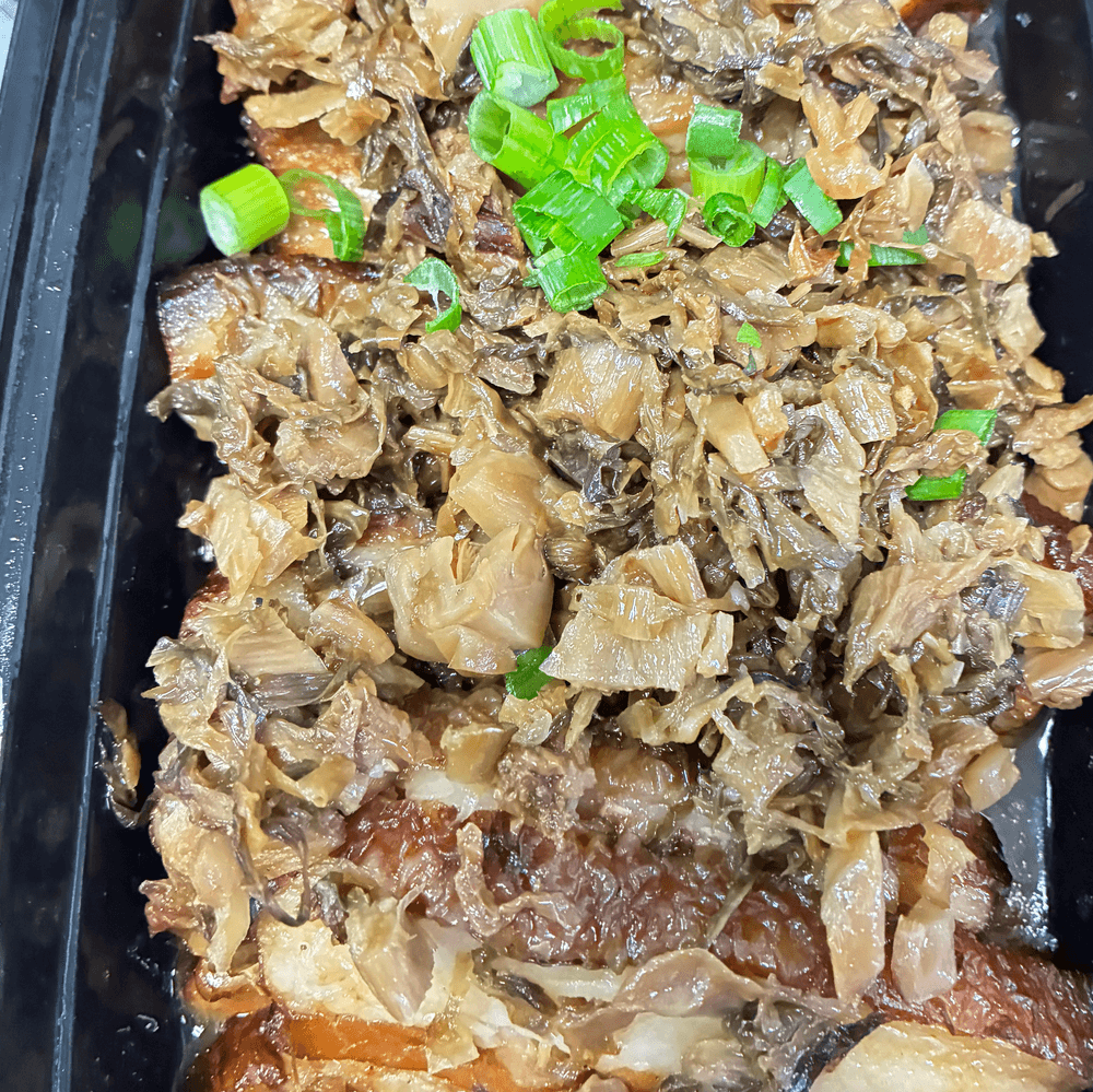 Pork Belly with Preserved Veggies 梅菜扣肉