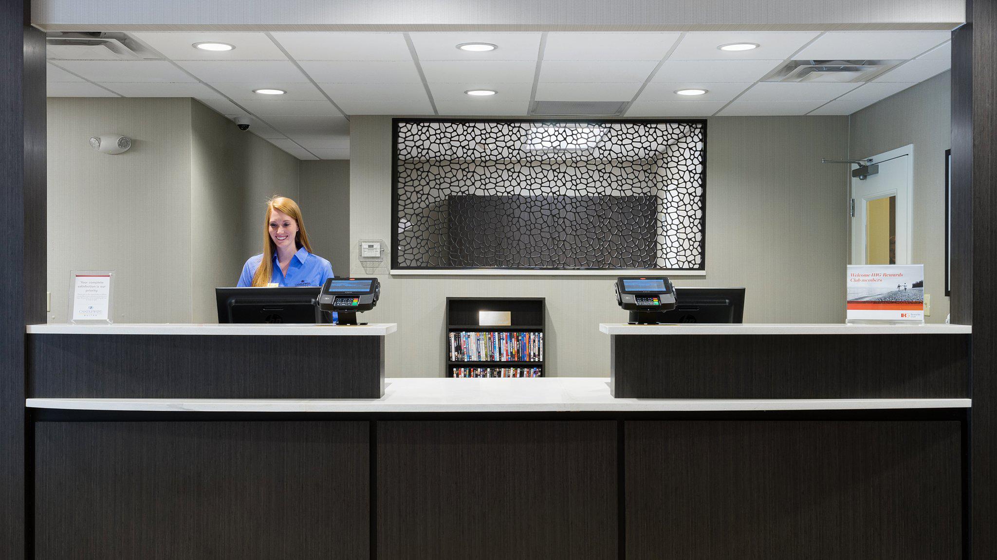 Candlewood Suites Grove City - Outlet Center Photo