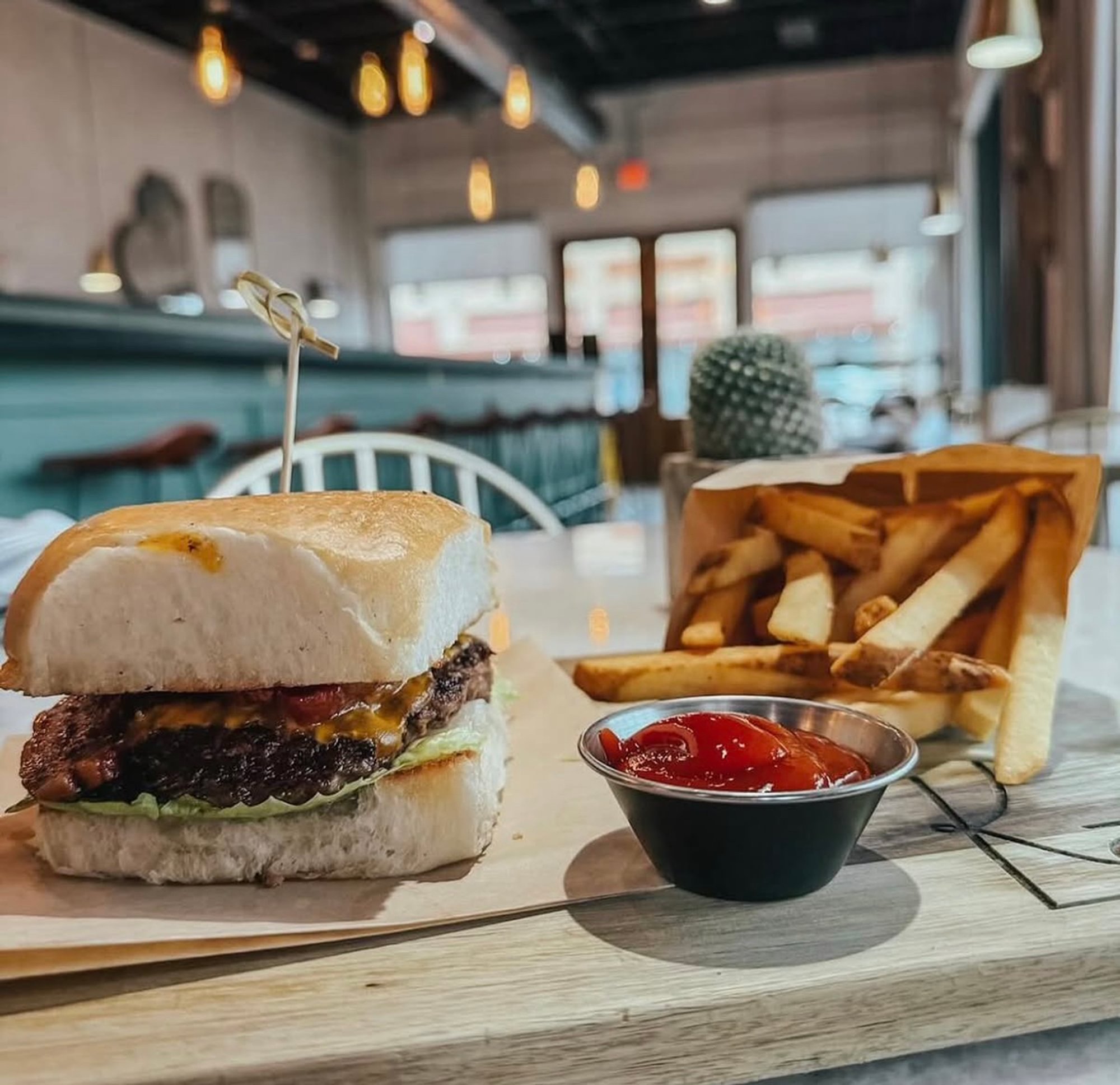 Kids Cheeseburger