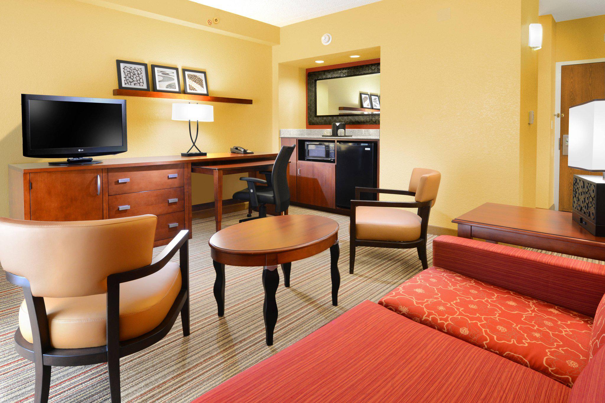 Courtyard by Marriott Fort Worth University Drive Photo