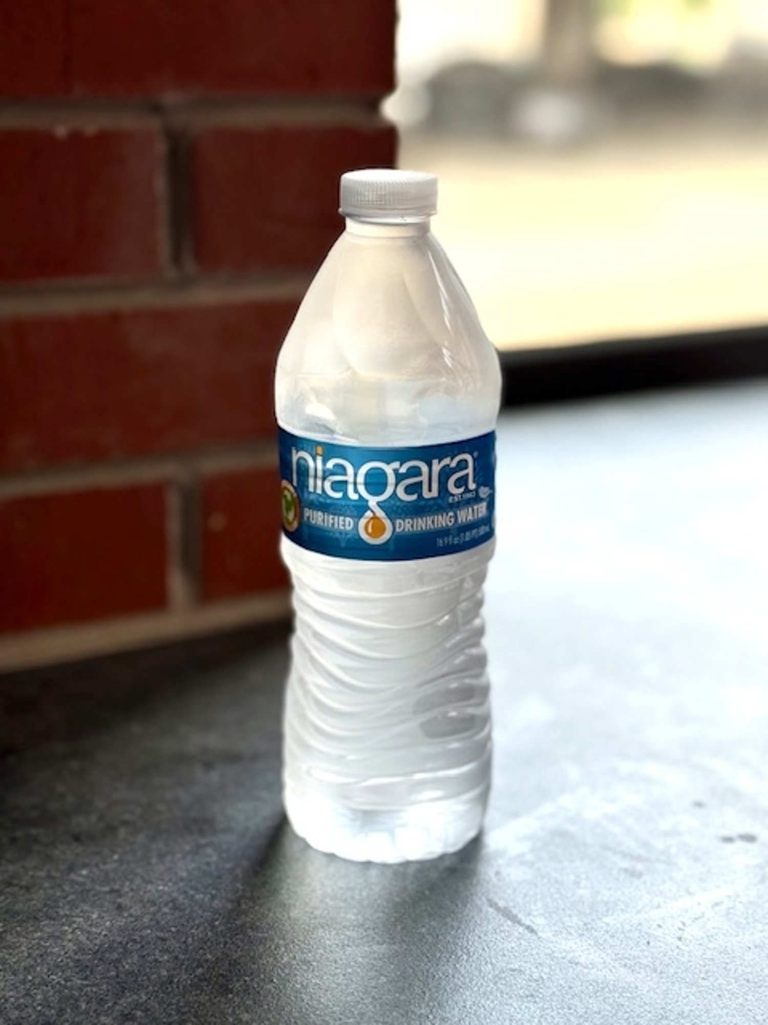 BOTTLE WATER