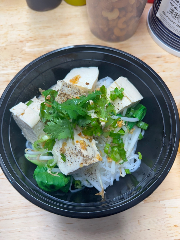 Thai Style Noodle Soup (VG)