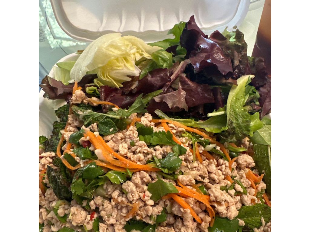 Larb Kai