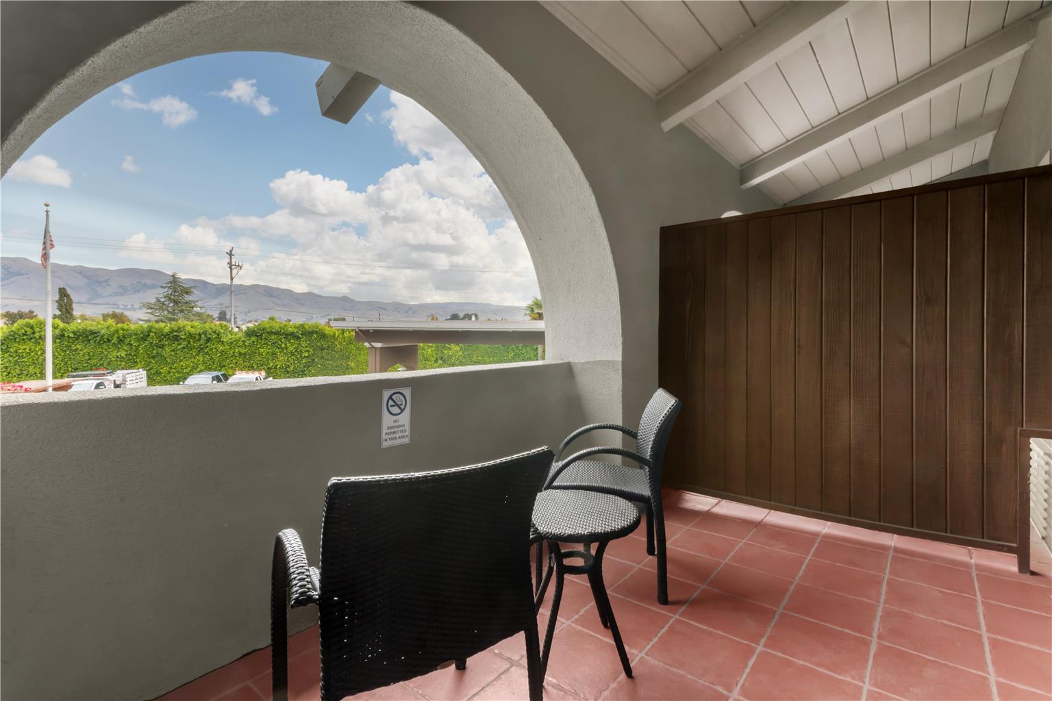 Best Western Plus Brookside Inn Image