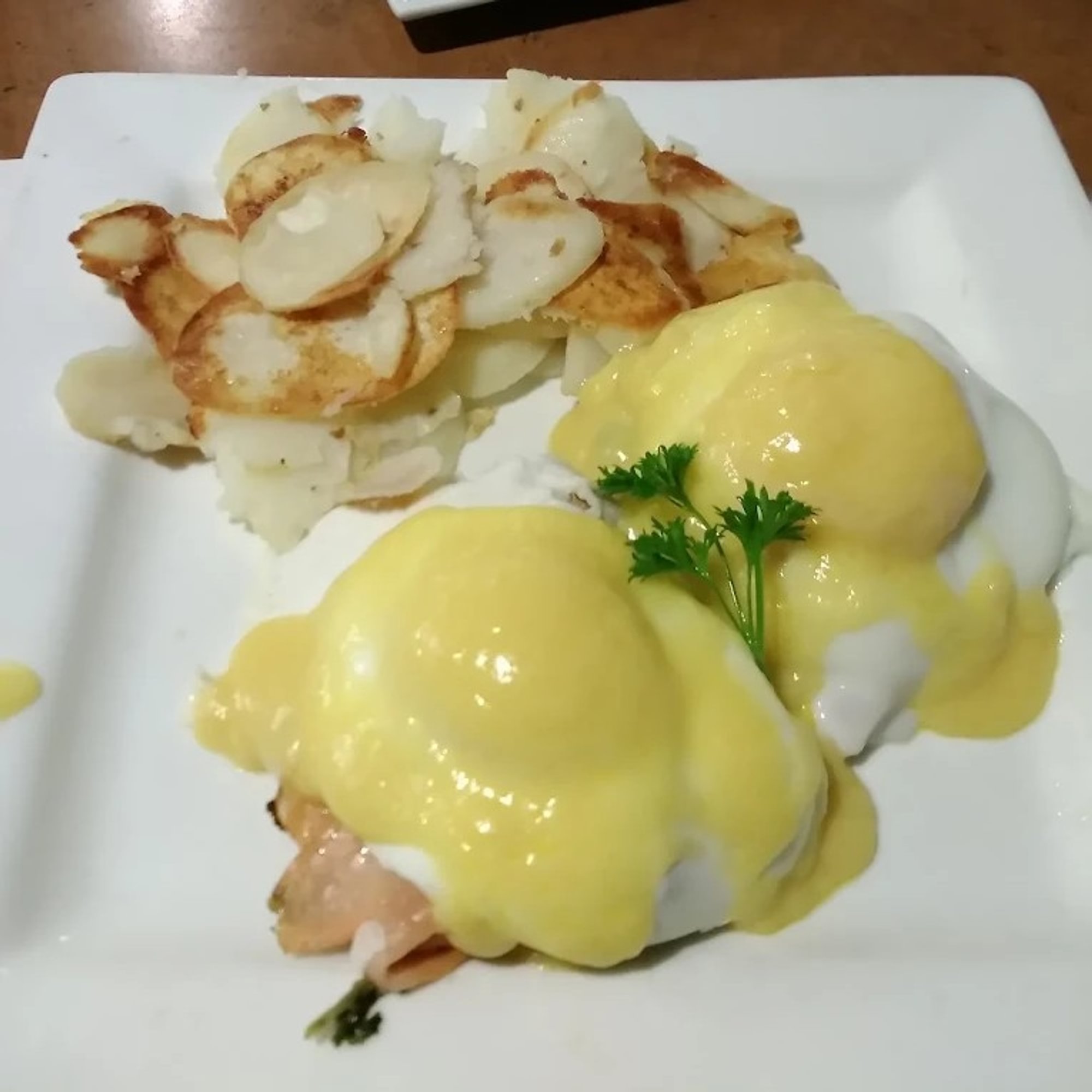 Crab Benedict