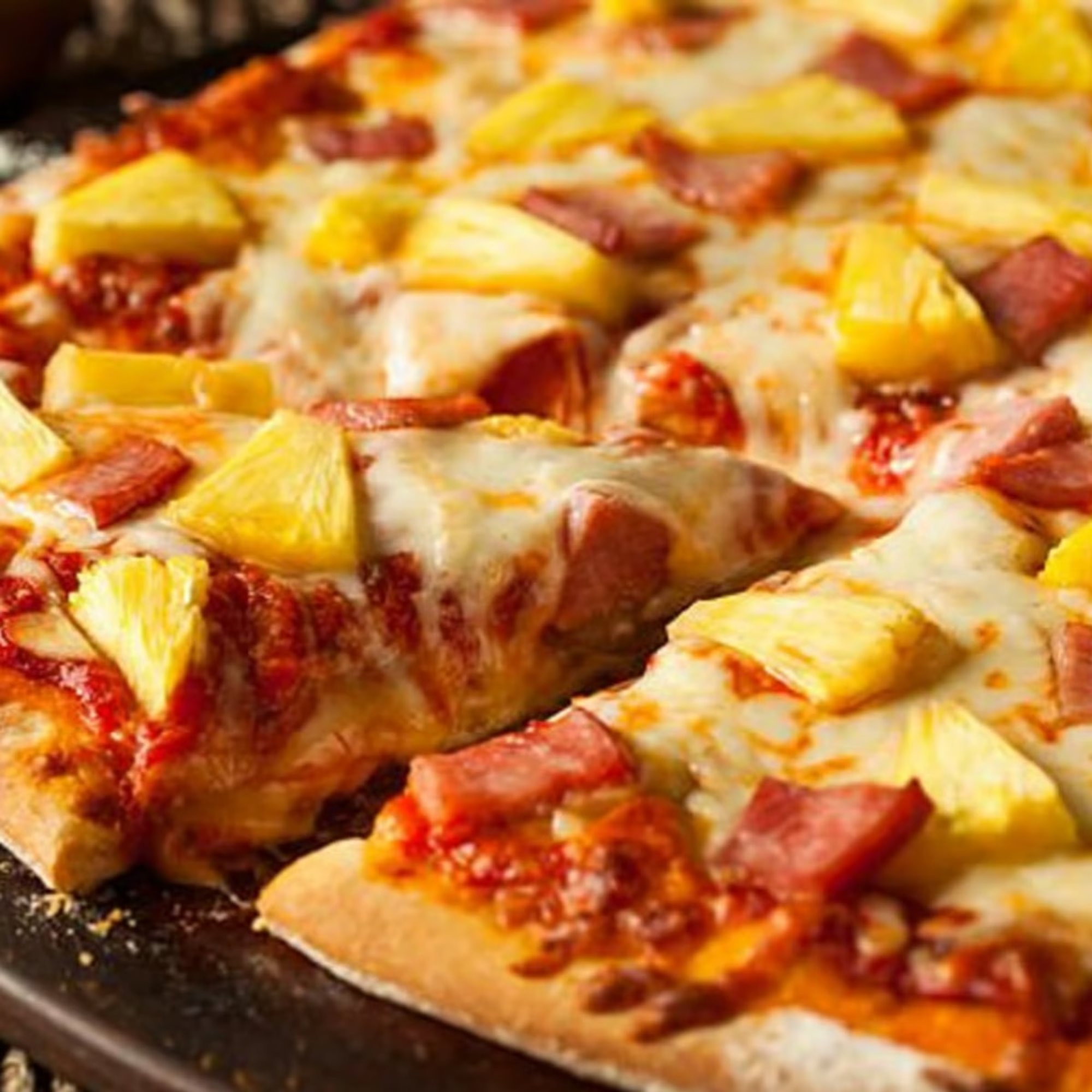 Aloha Hawaiian Pizza