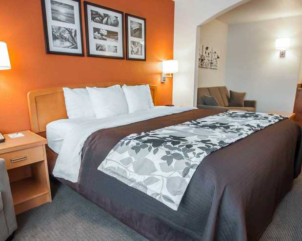 Images Sleep Inn & Suites Lake of the Ozarks
