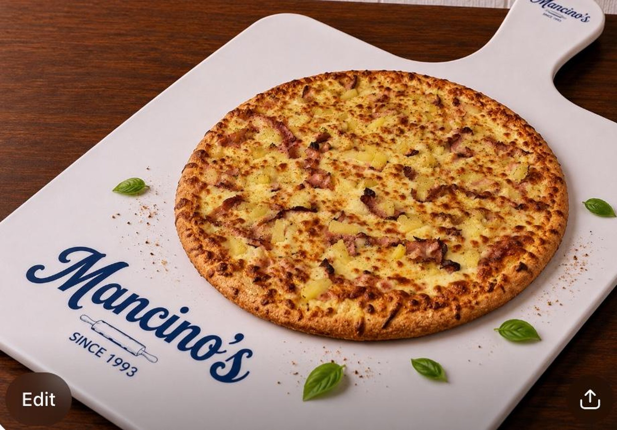 Medium Hawaiian Pizza
